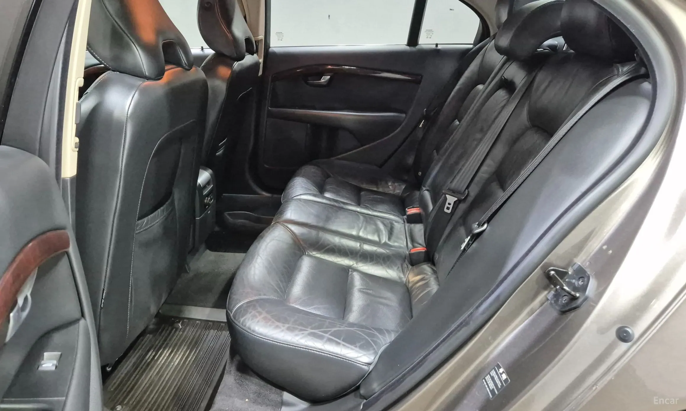 Volvo S80 превью 18