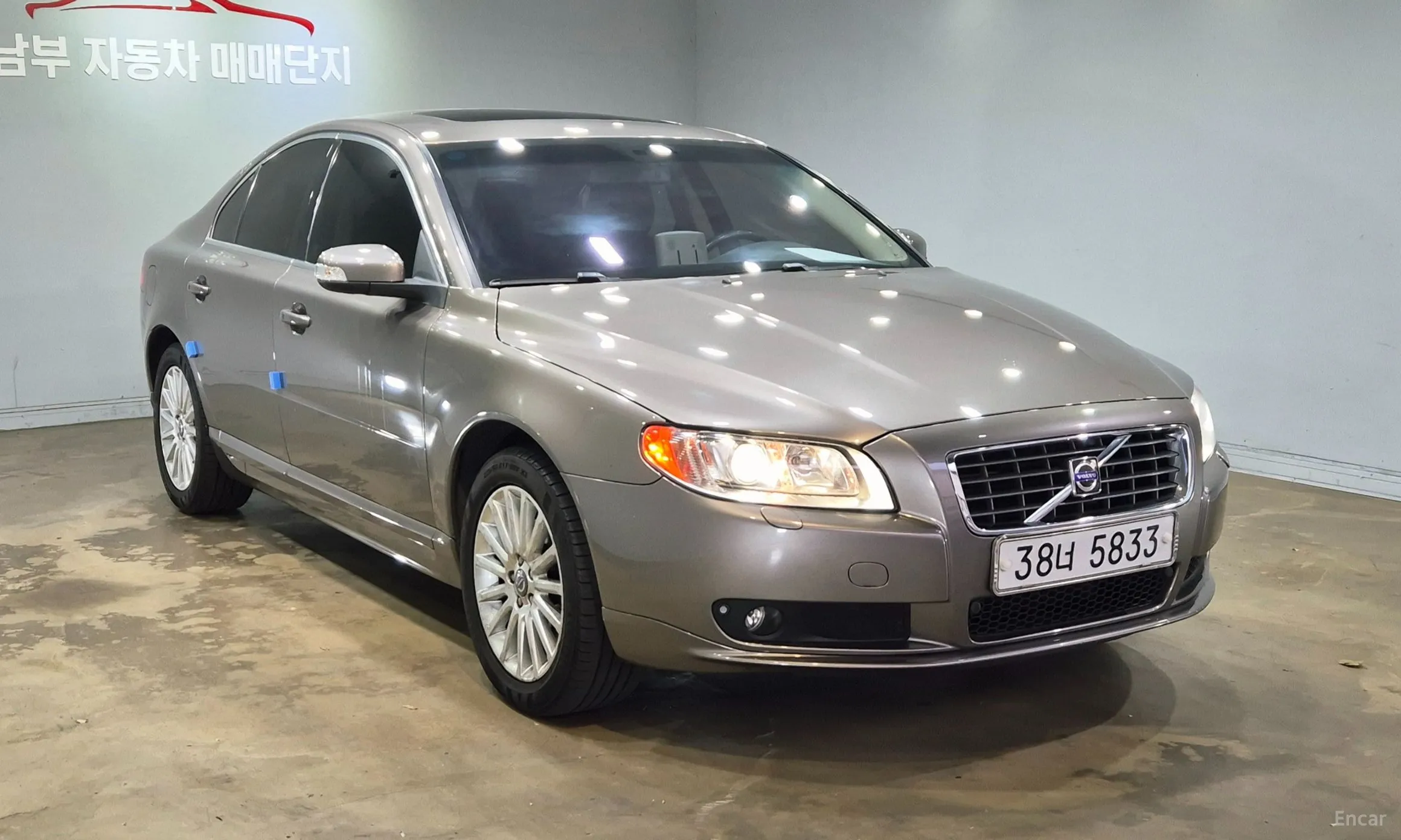 Volvo S80 превью 3
