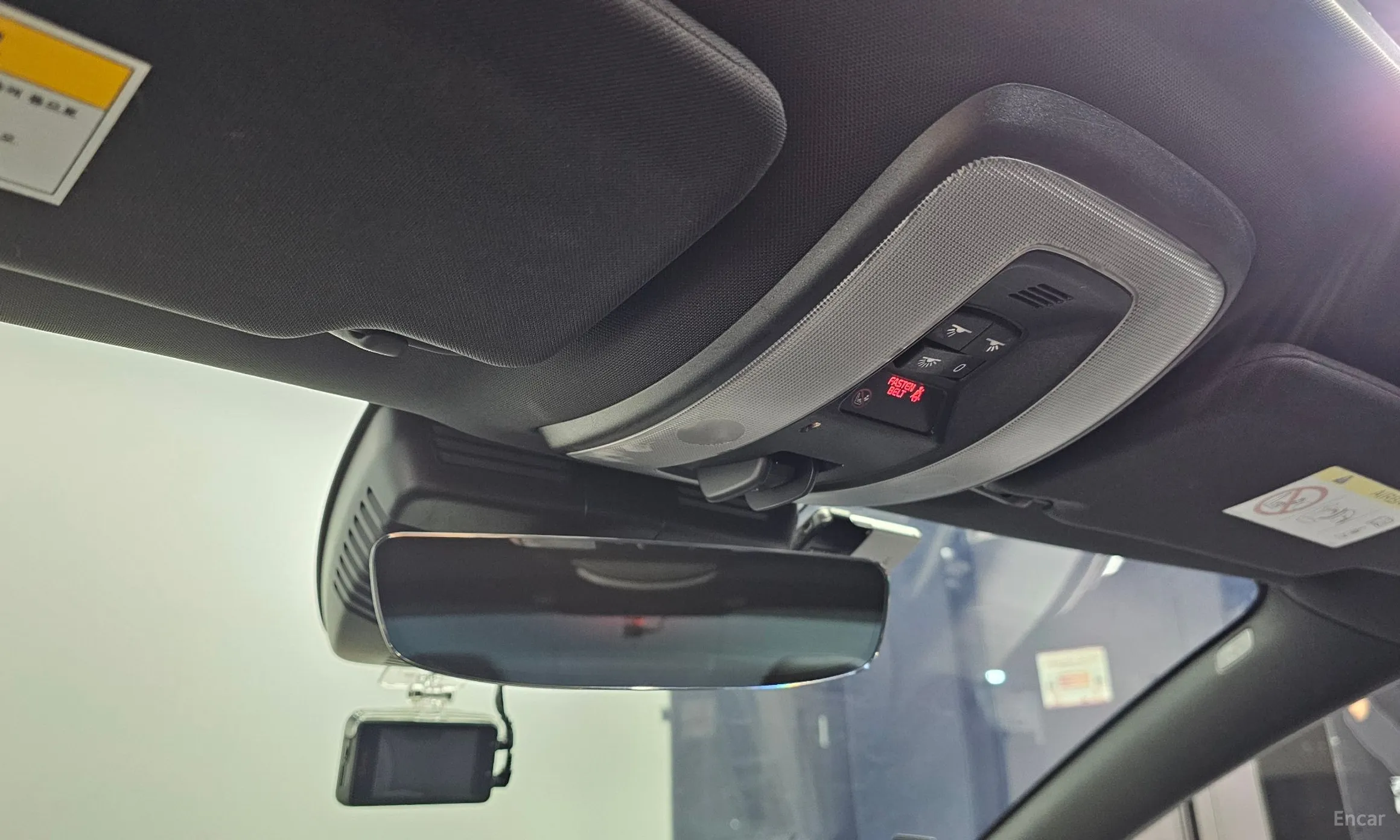 Volvo S60 превью 17