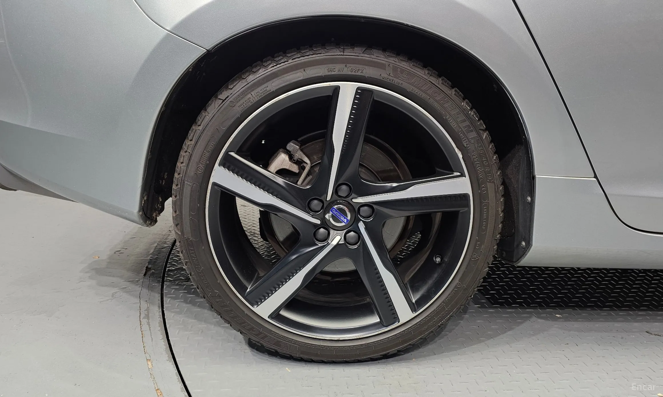 Volvo S60 превью 5