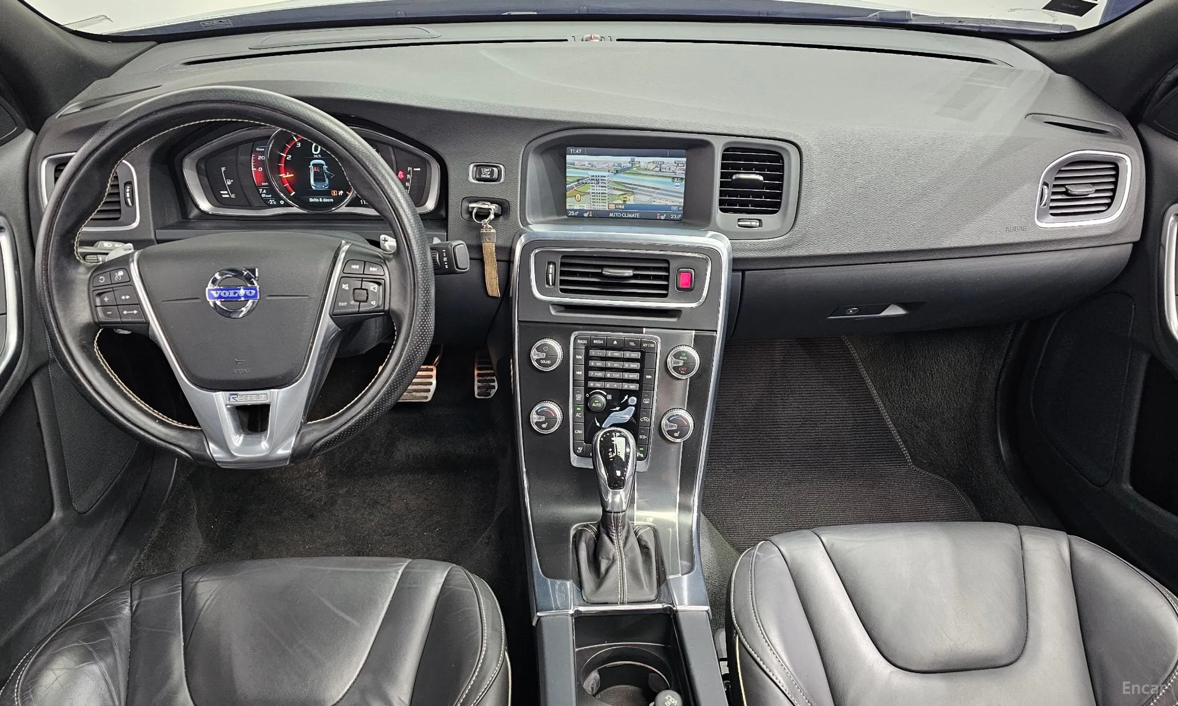 Volvo S60 превью 7