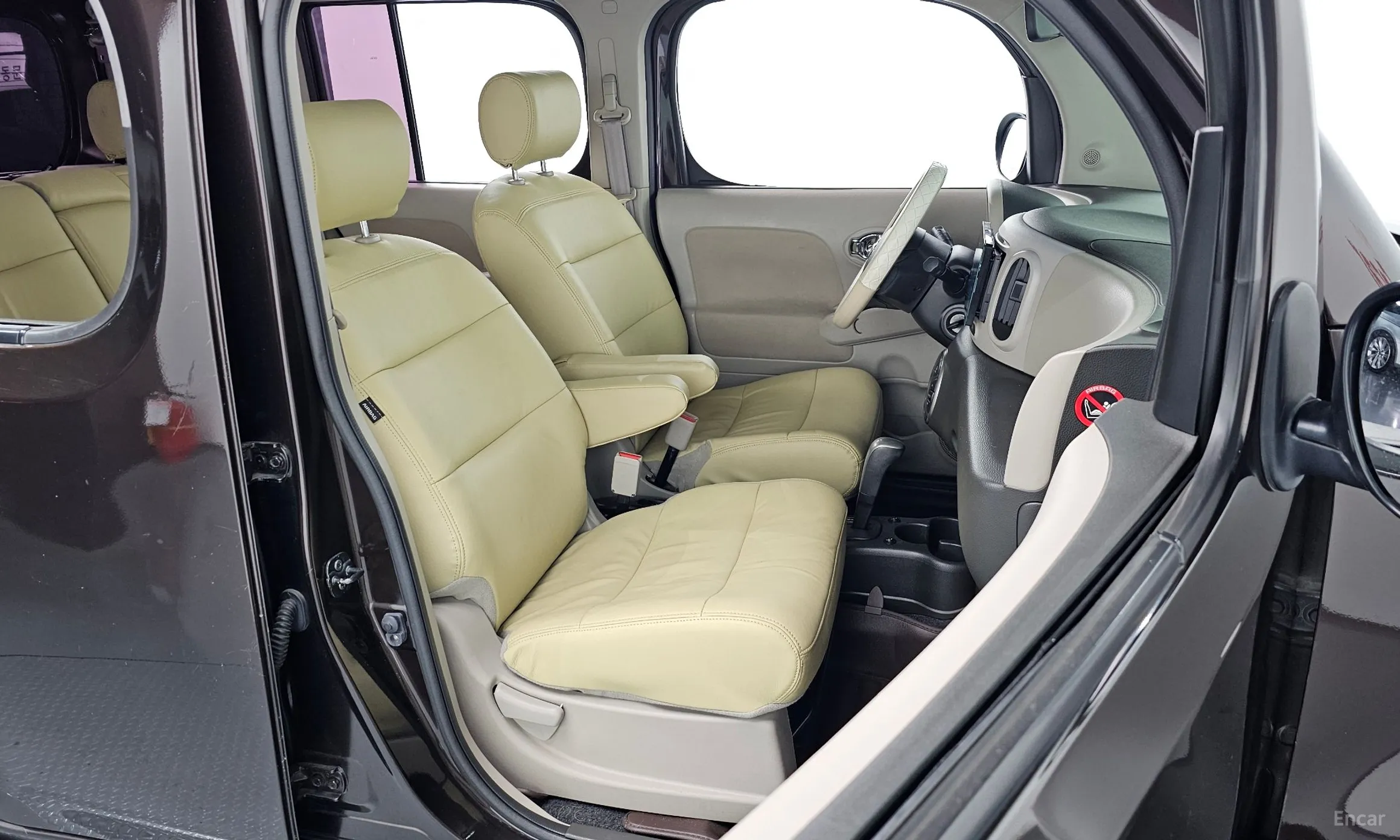 Nissan Cube превью 10