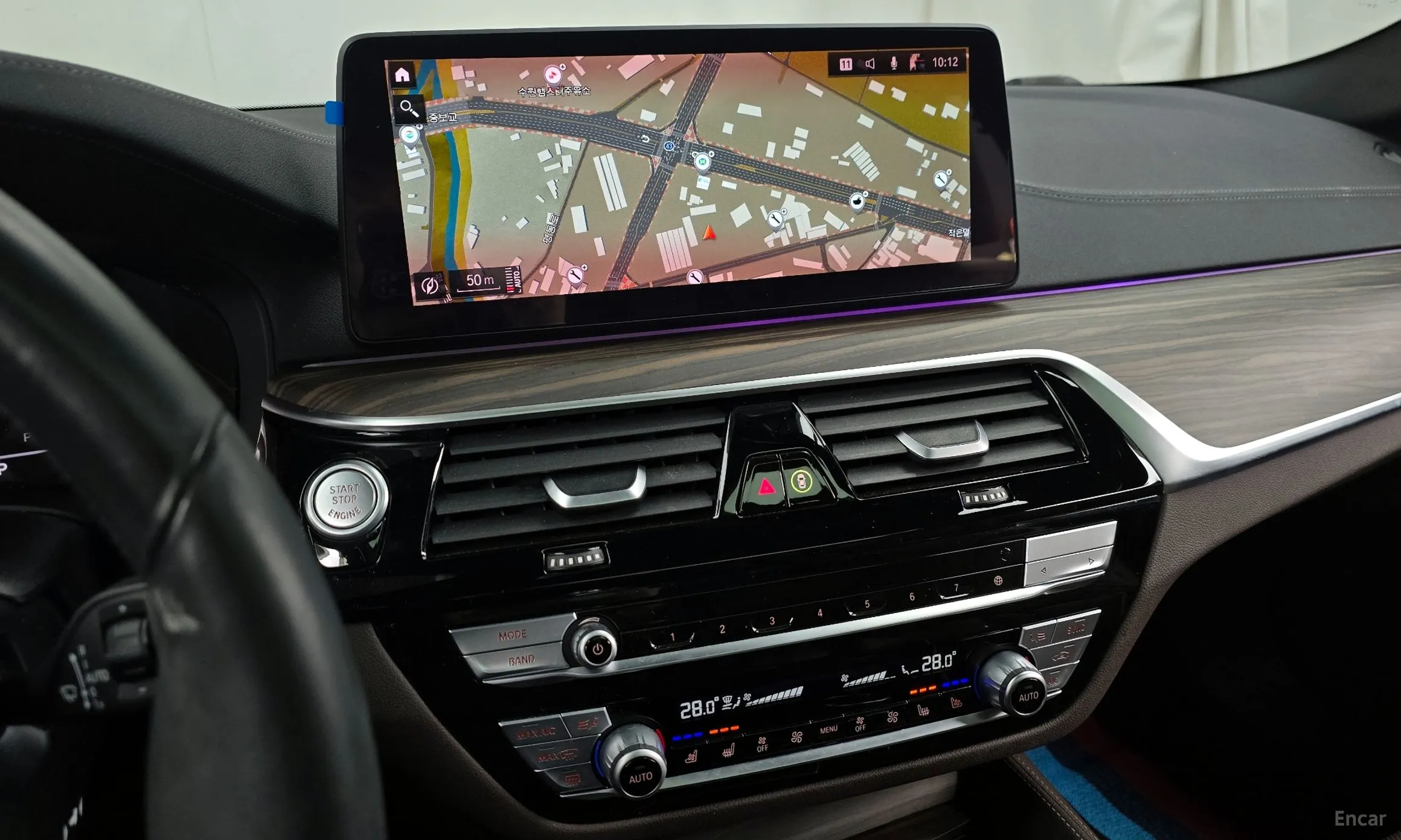 BMW 5 Series (G30) превью 15
