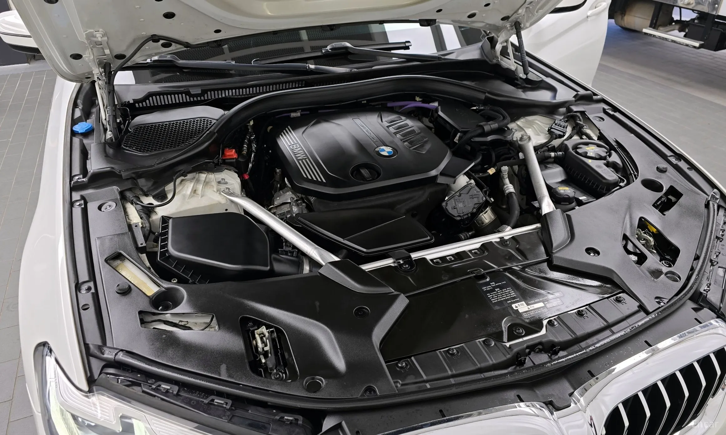 BMW 5 Series (G30) превью 6