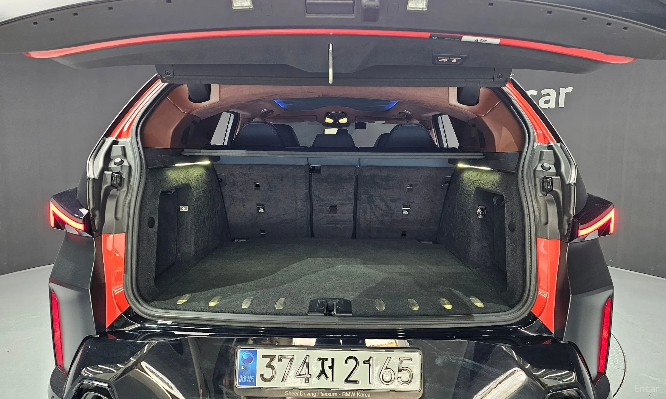 BMW XM (G09) превью 20