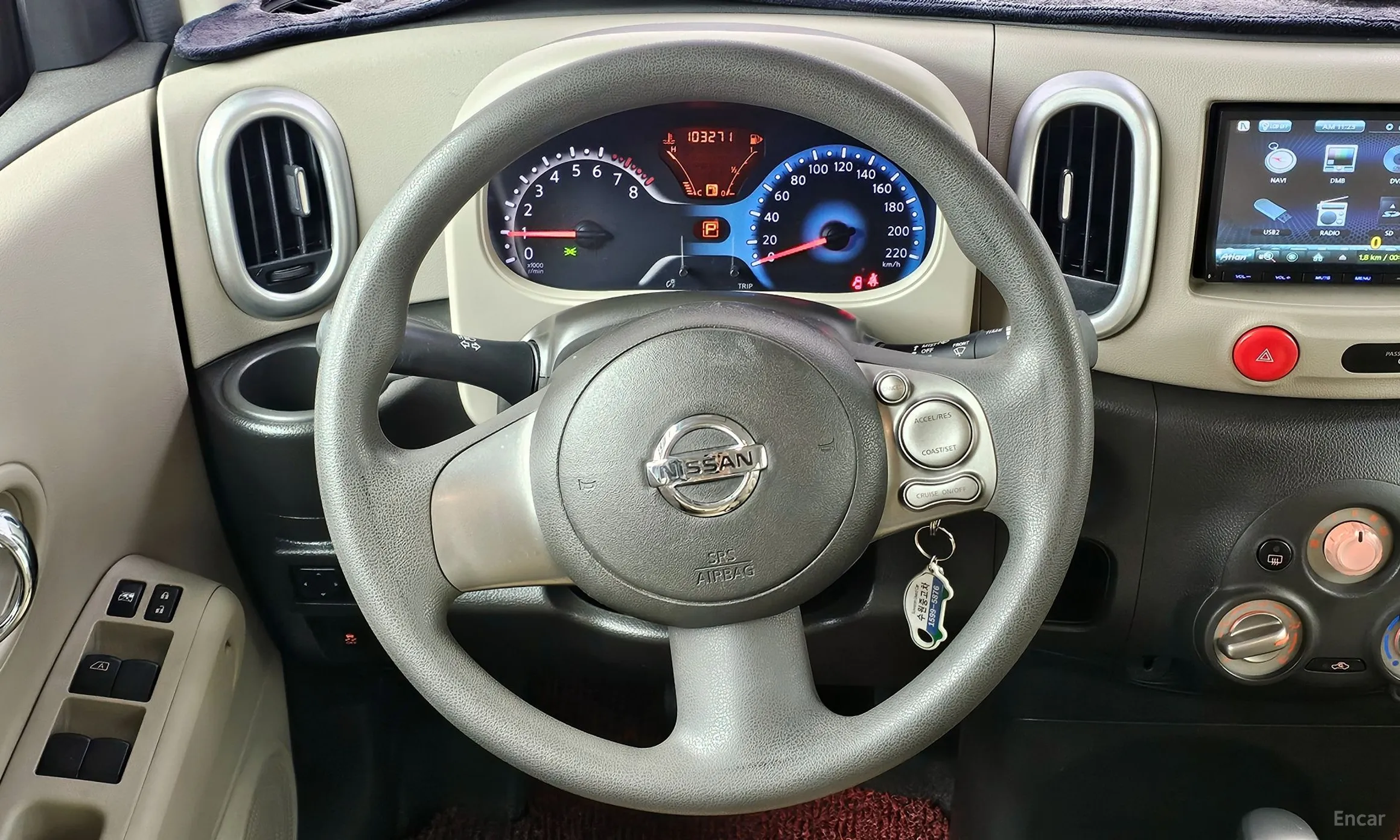 Nissan Cube превью 13
