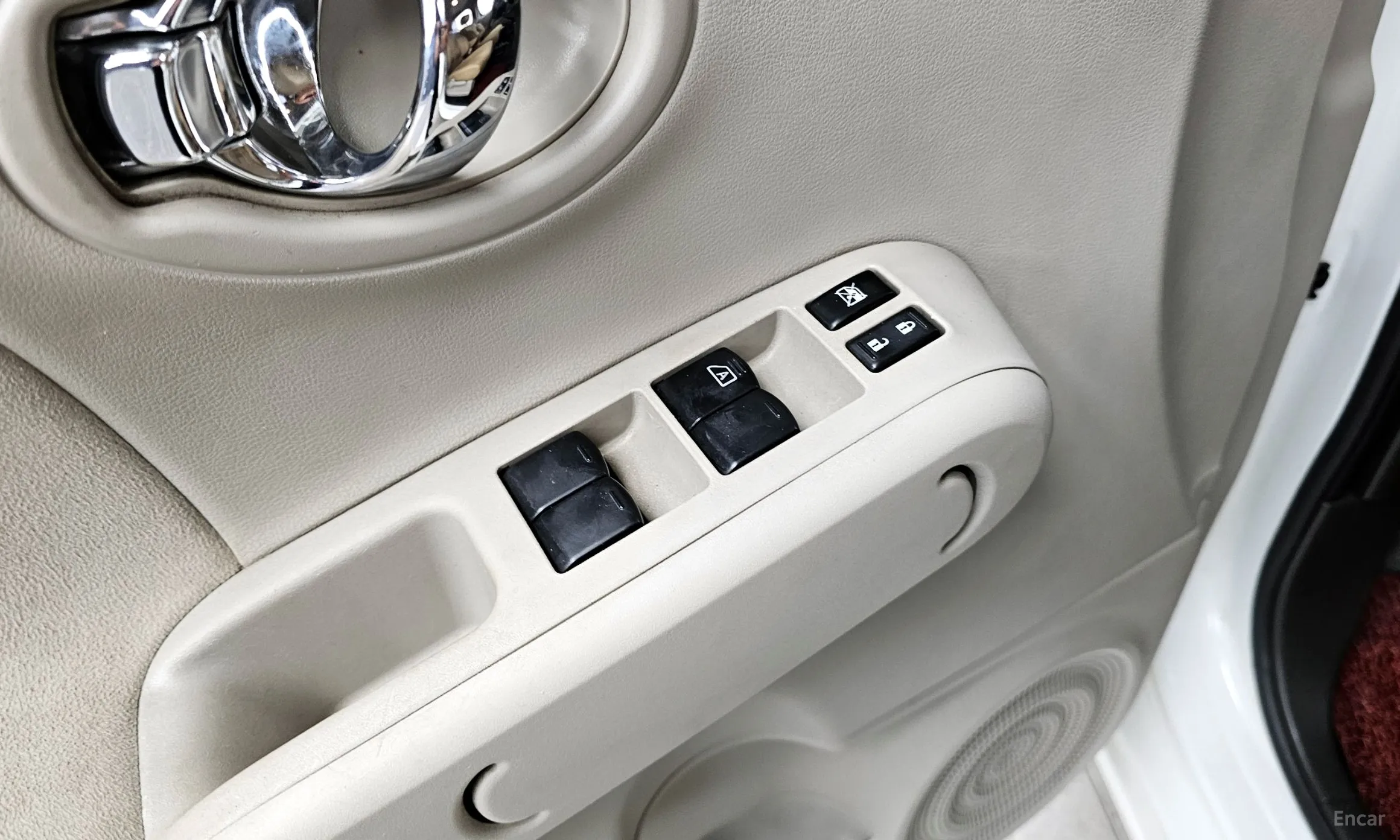 Nissan Cube превью 19