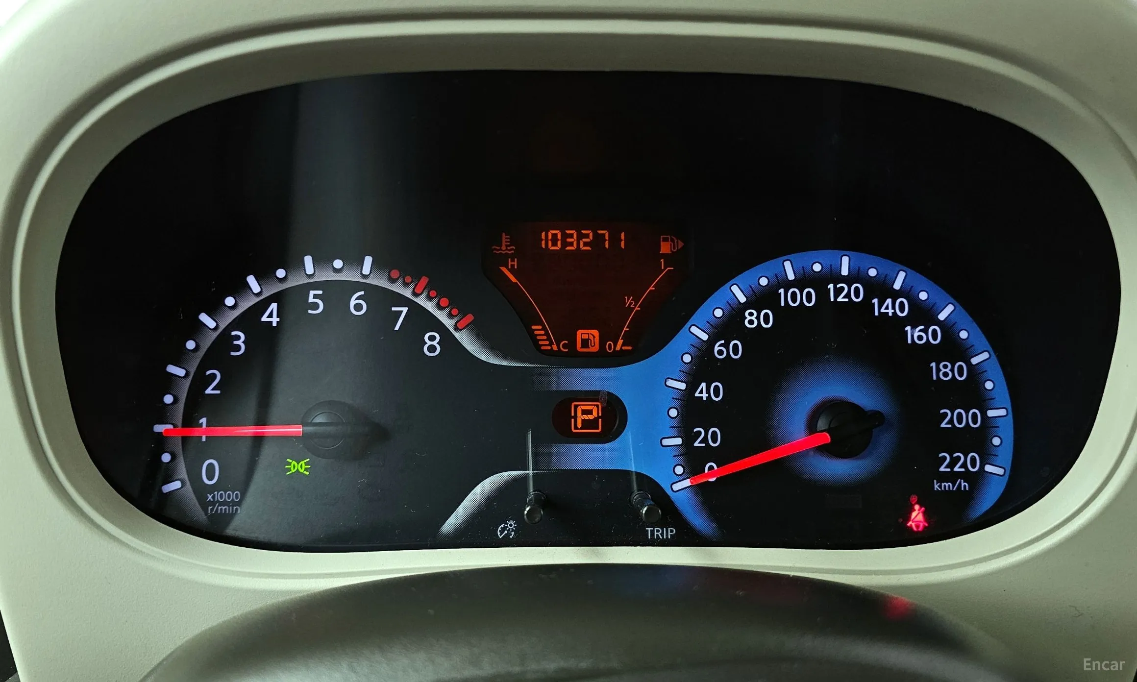 Nissan Cube превью 8
