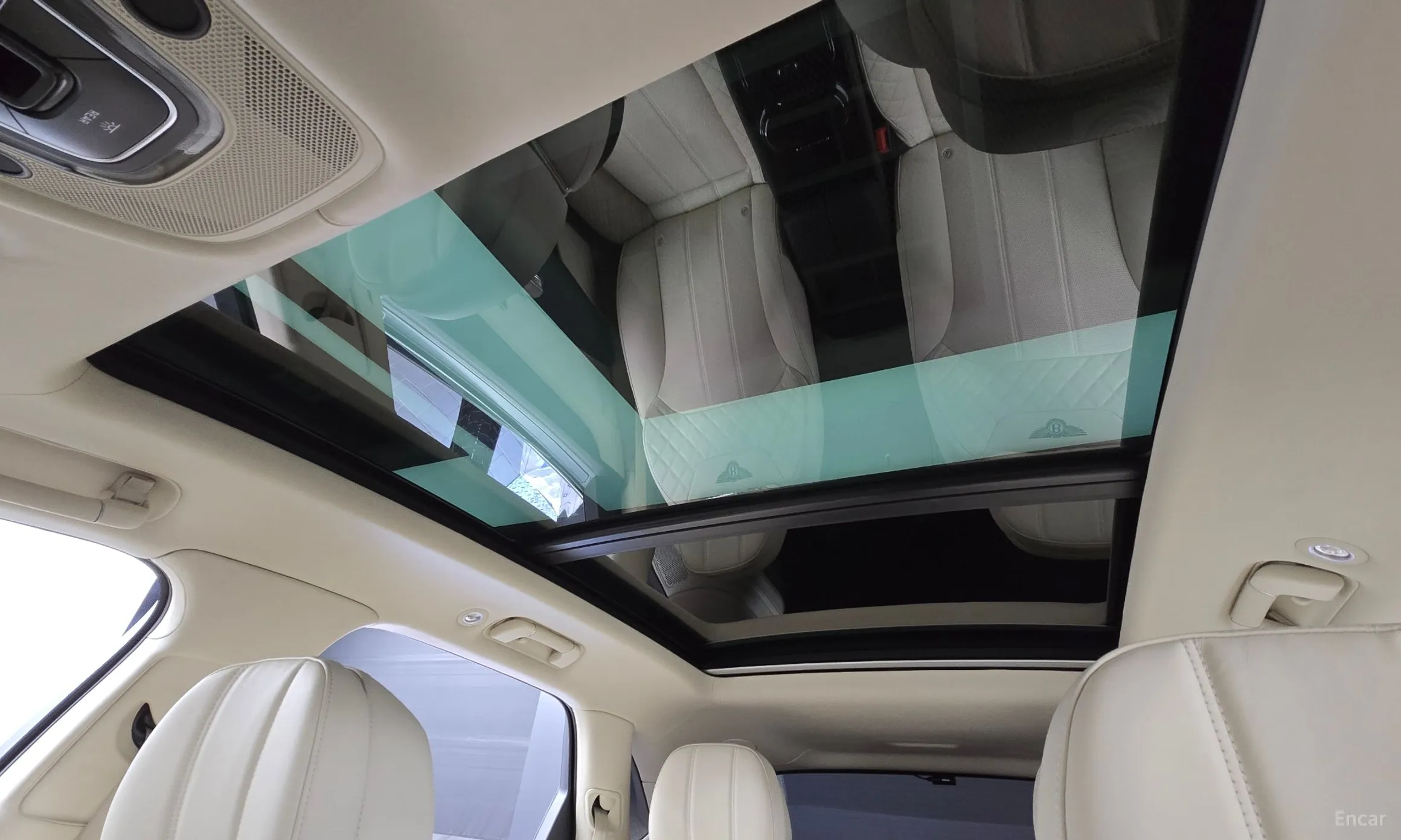 Bentley Bentayga превью 18
