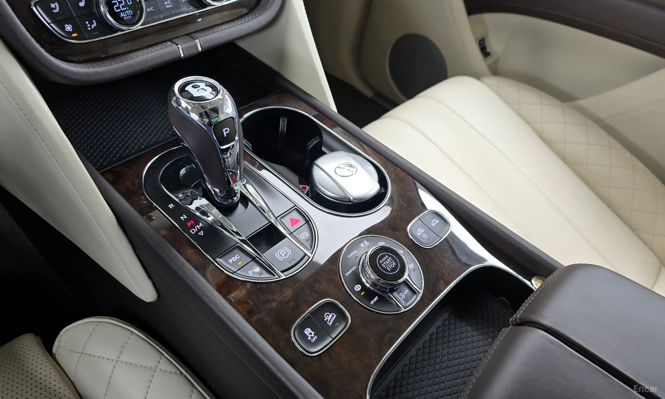 Bentley Bentayga превью 9