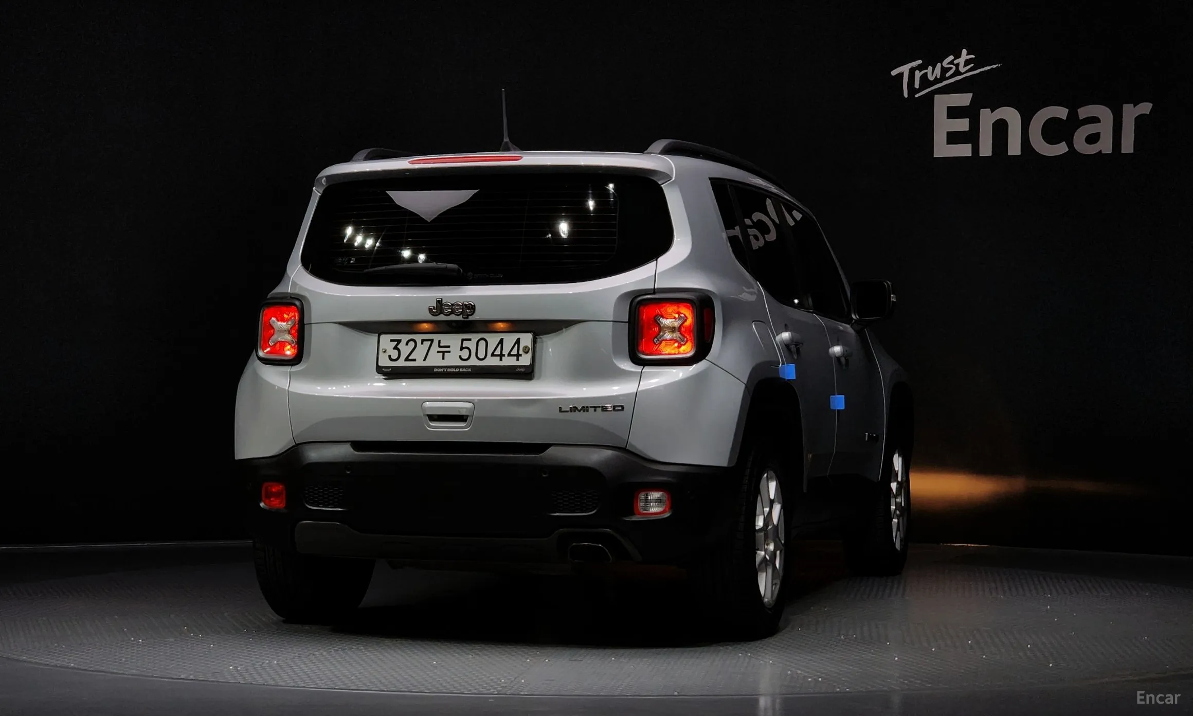 Jeep Renegade превью 4
