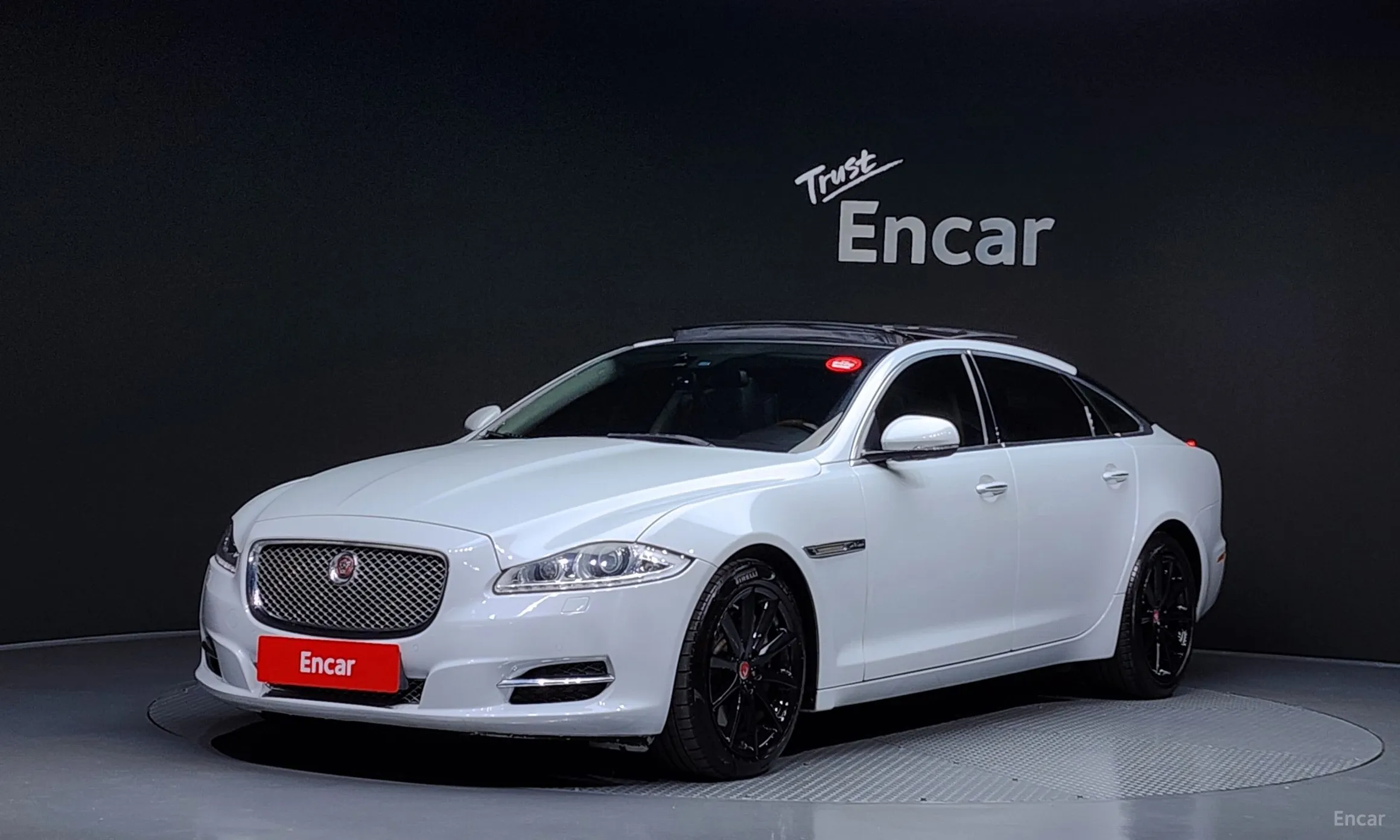 Jaguar All New XJ