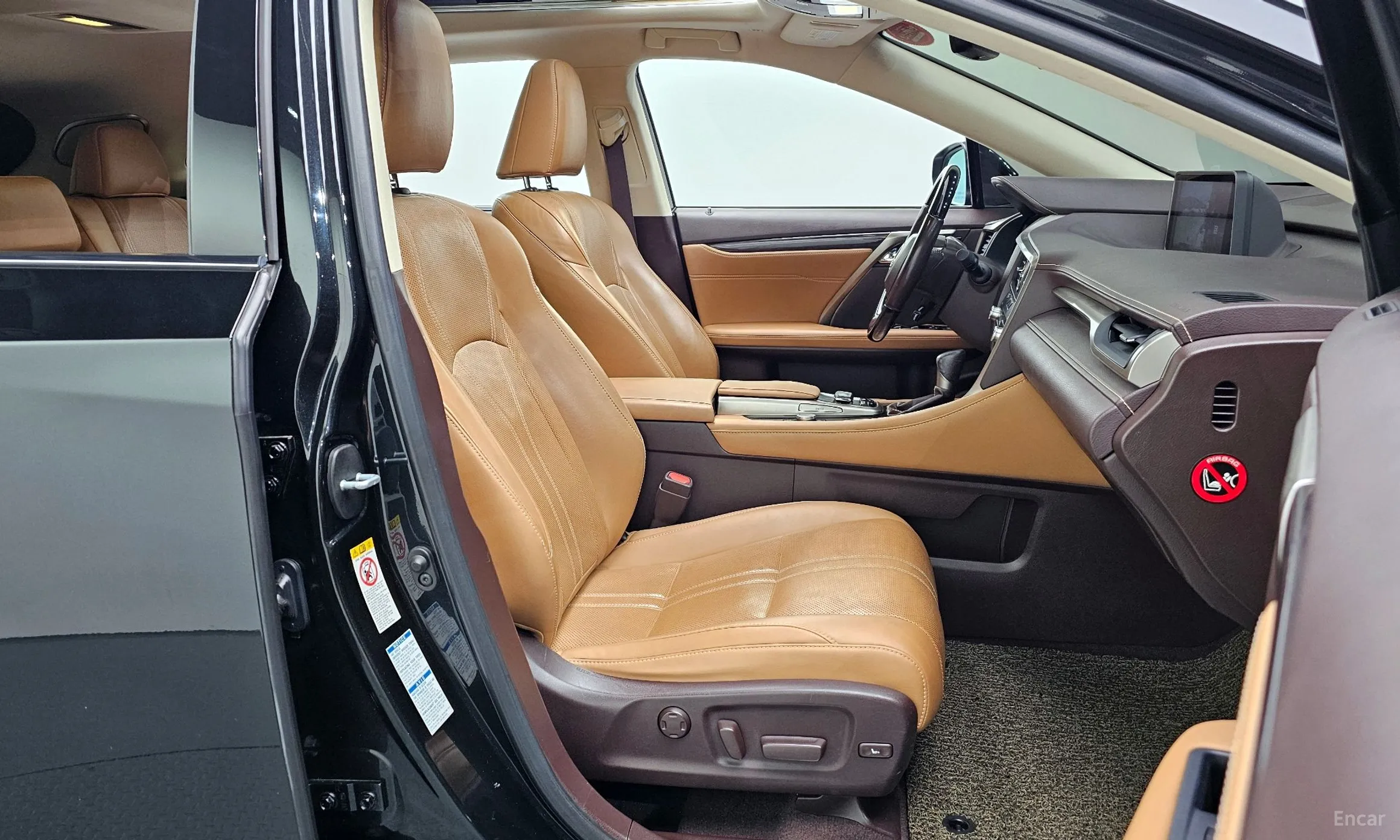 Lexus RX450h Gen 4 превью 10
