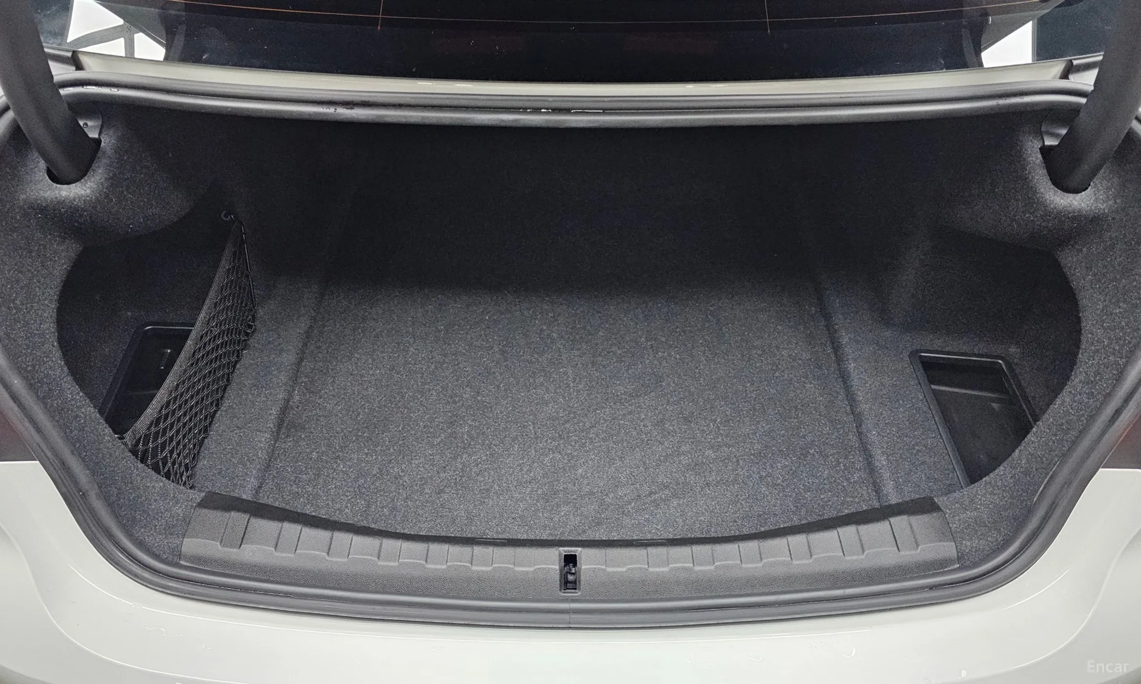 BMW 3 Series (G20) превью 20