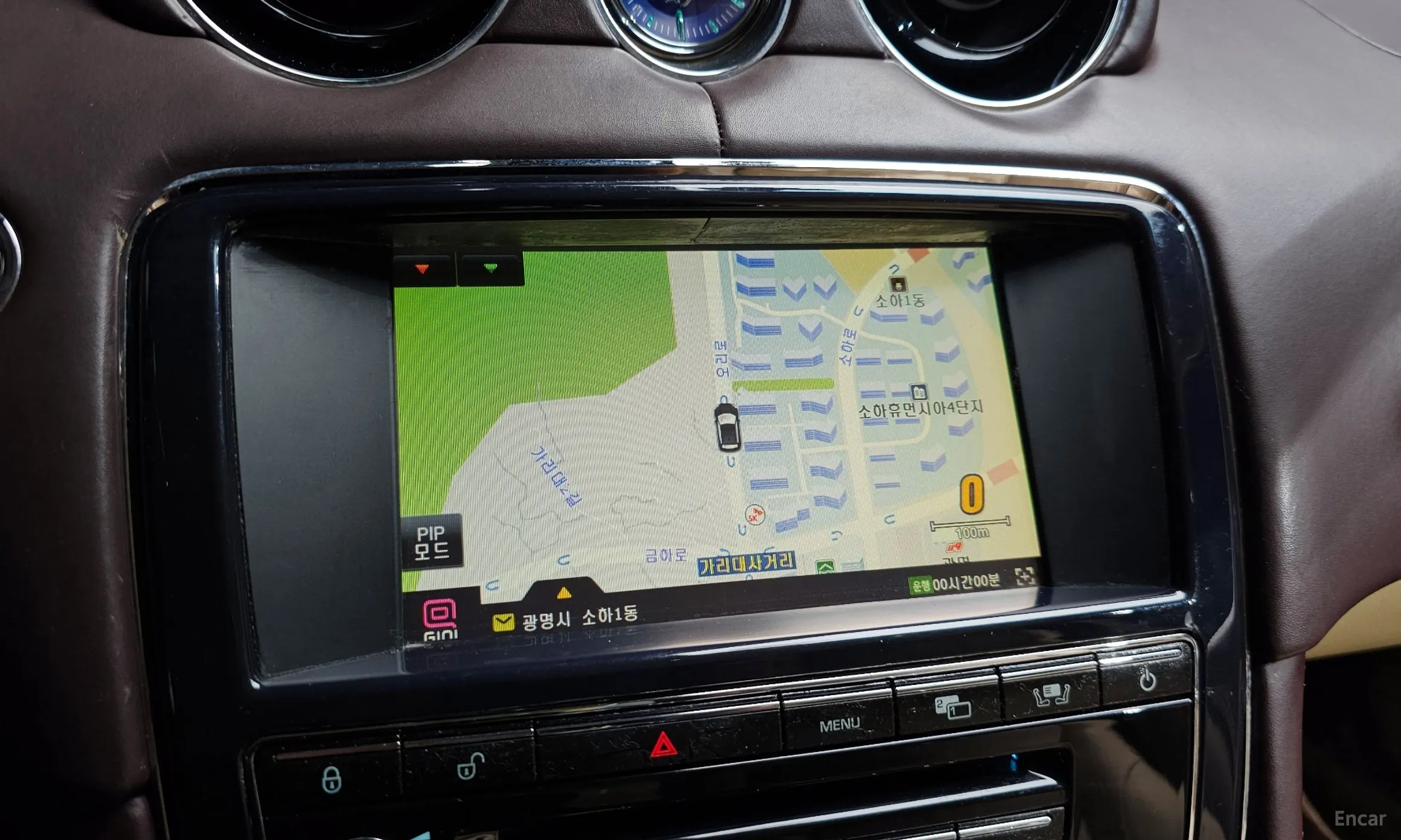 Jaguar All New XJ превью 16