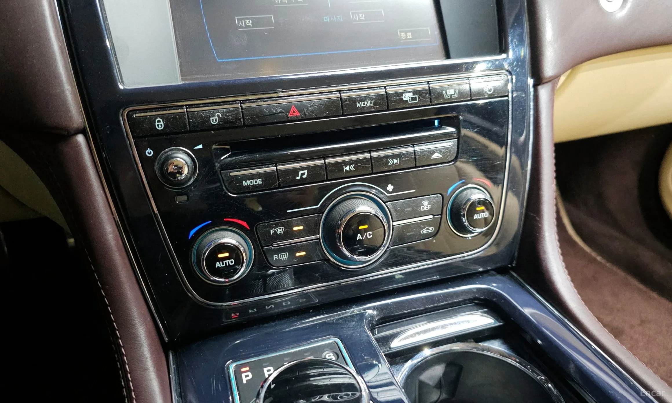 Jaguar All New XJ превью 17
