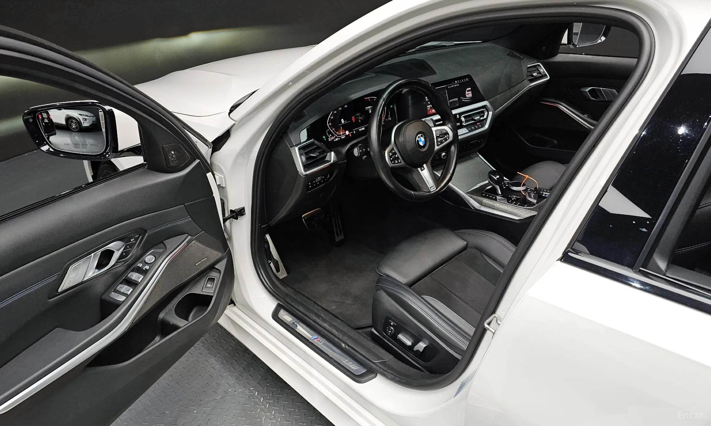 BMW 3 Series (G20) превью 11