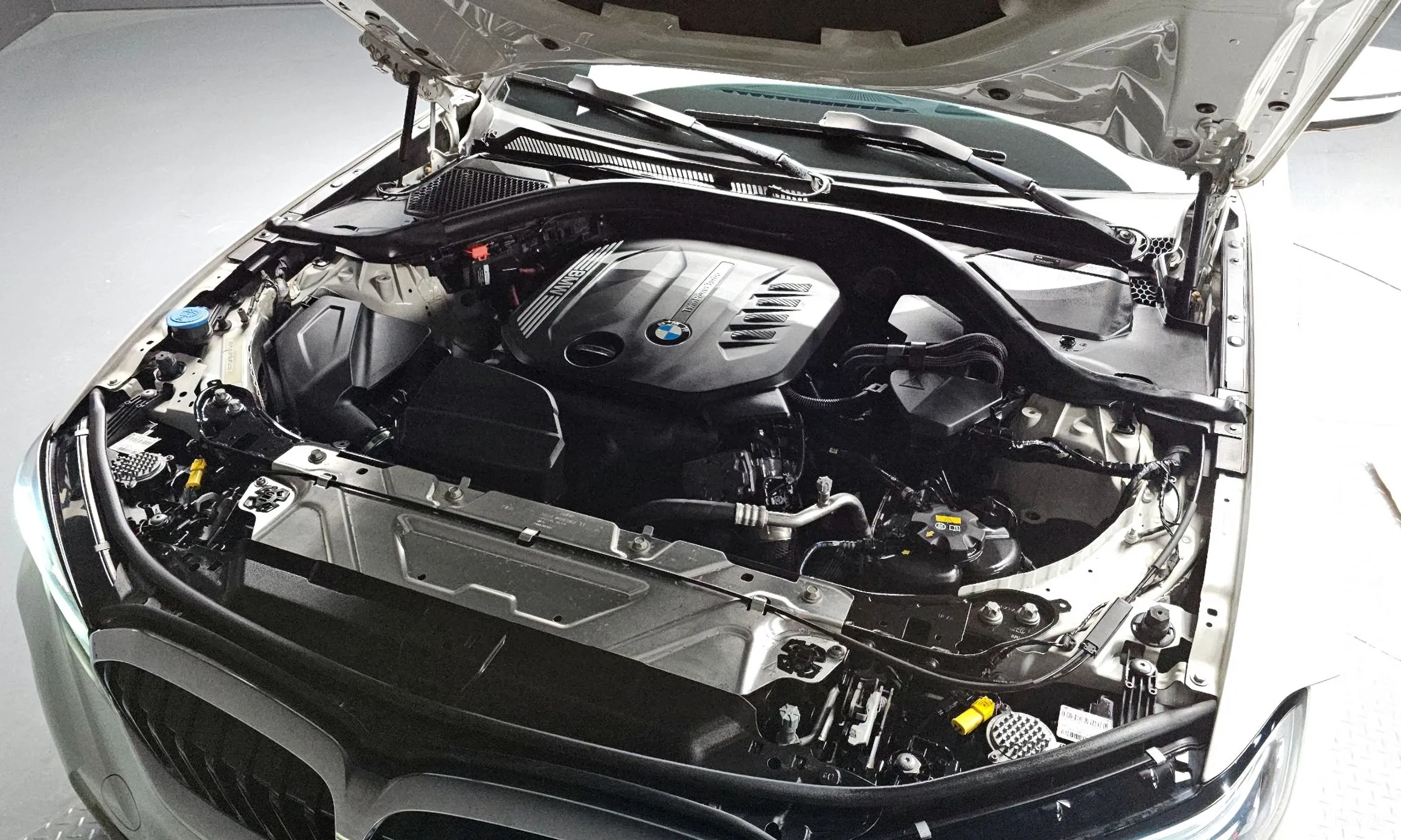 BMW 3 Series (G20) превью 6