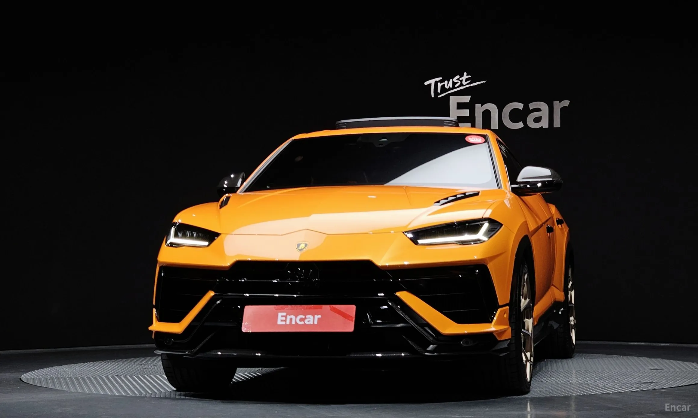 Lamborghini Urus превью 3