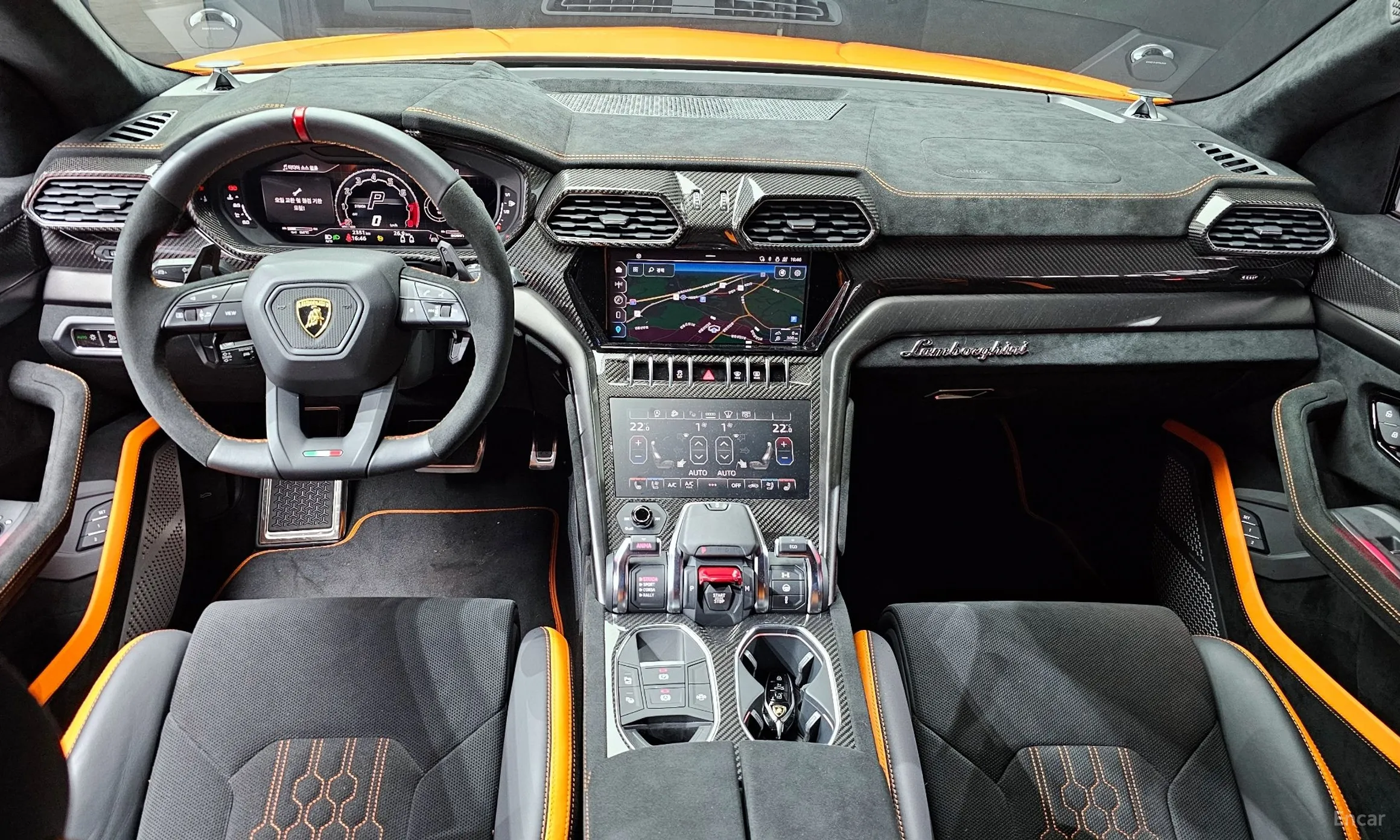 Lamborghini Urus превью 7