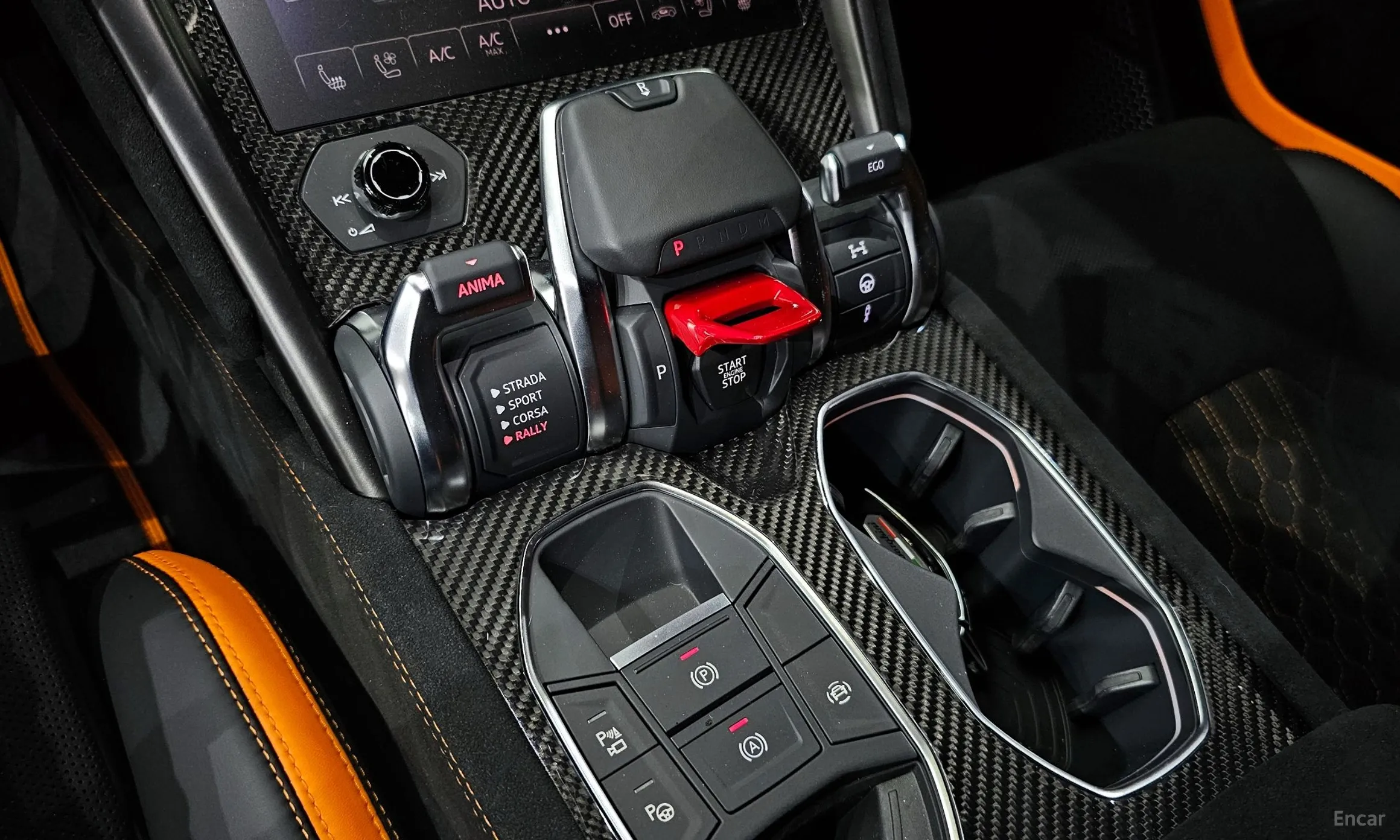 Lamborghini Urus превью 9