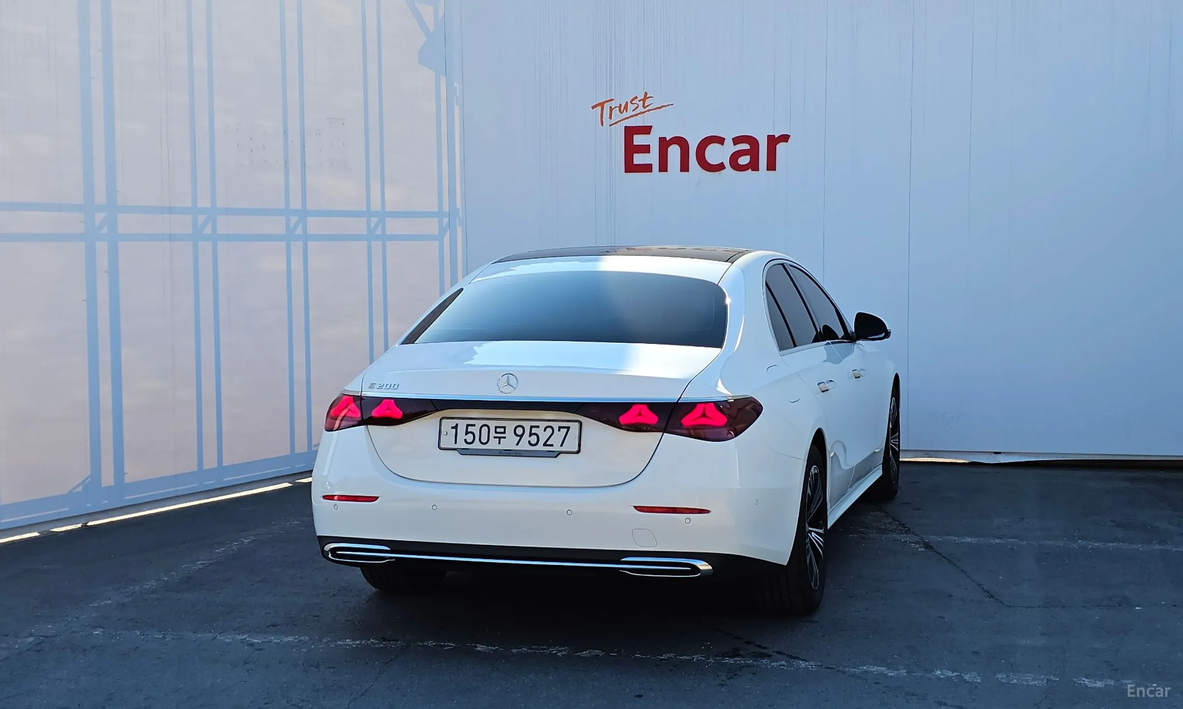 Mercedes Benz E-Class W214 превью 4