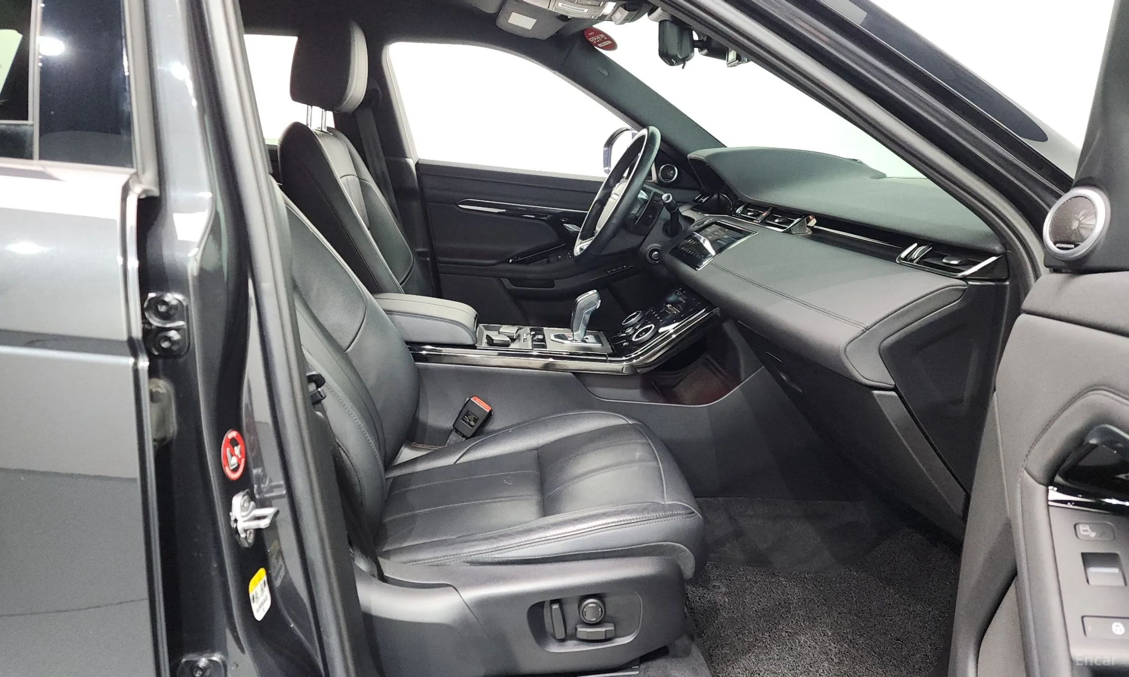 Land Rover Range Rover Evoque 2nd Generation превью 11