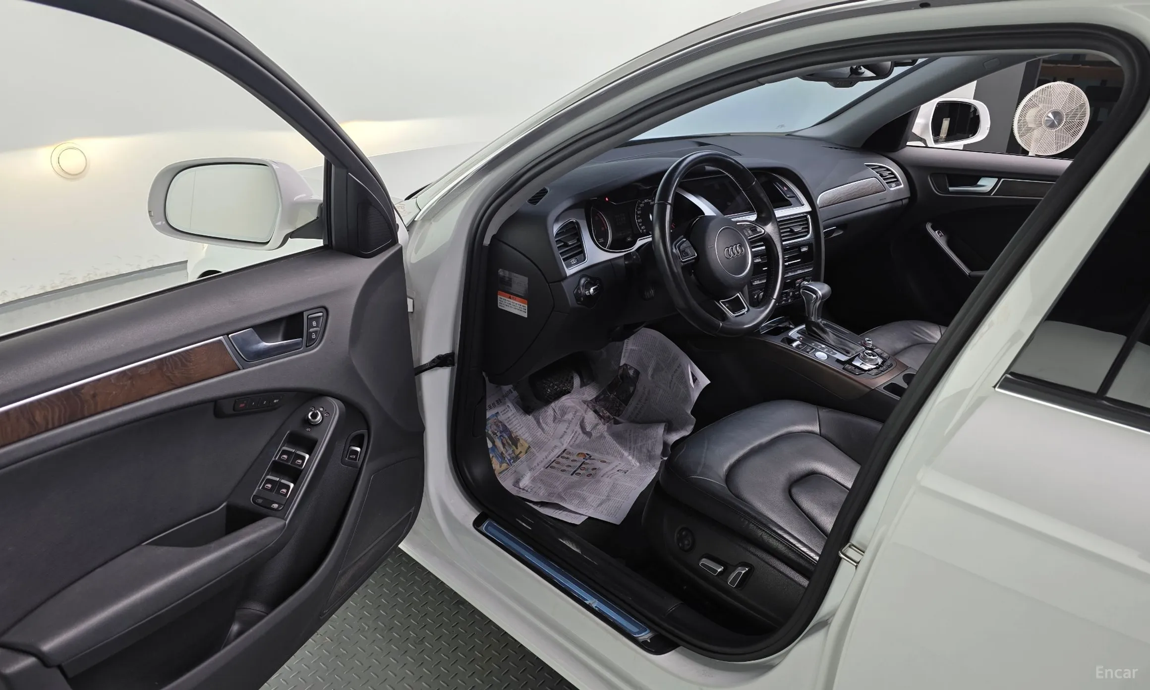 Audi New A4 превью 11