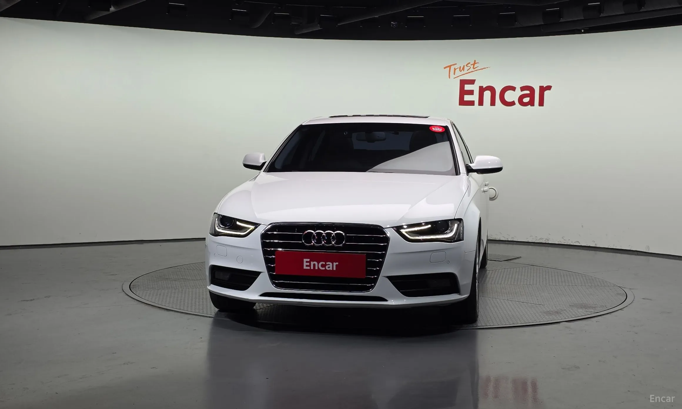 Audi New A4 превью 3
