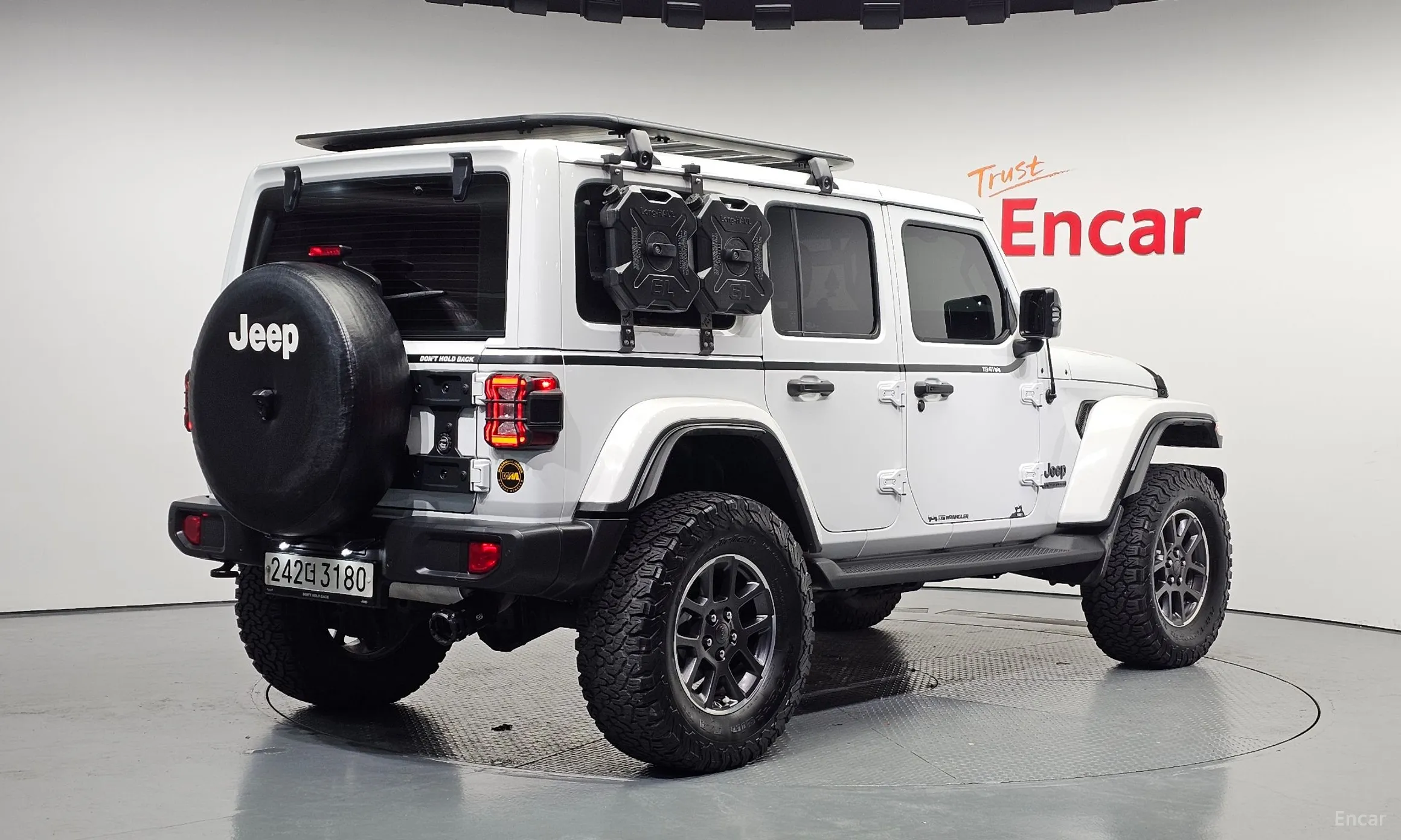 Jeep Wrangler (JL) превью 2
