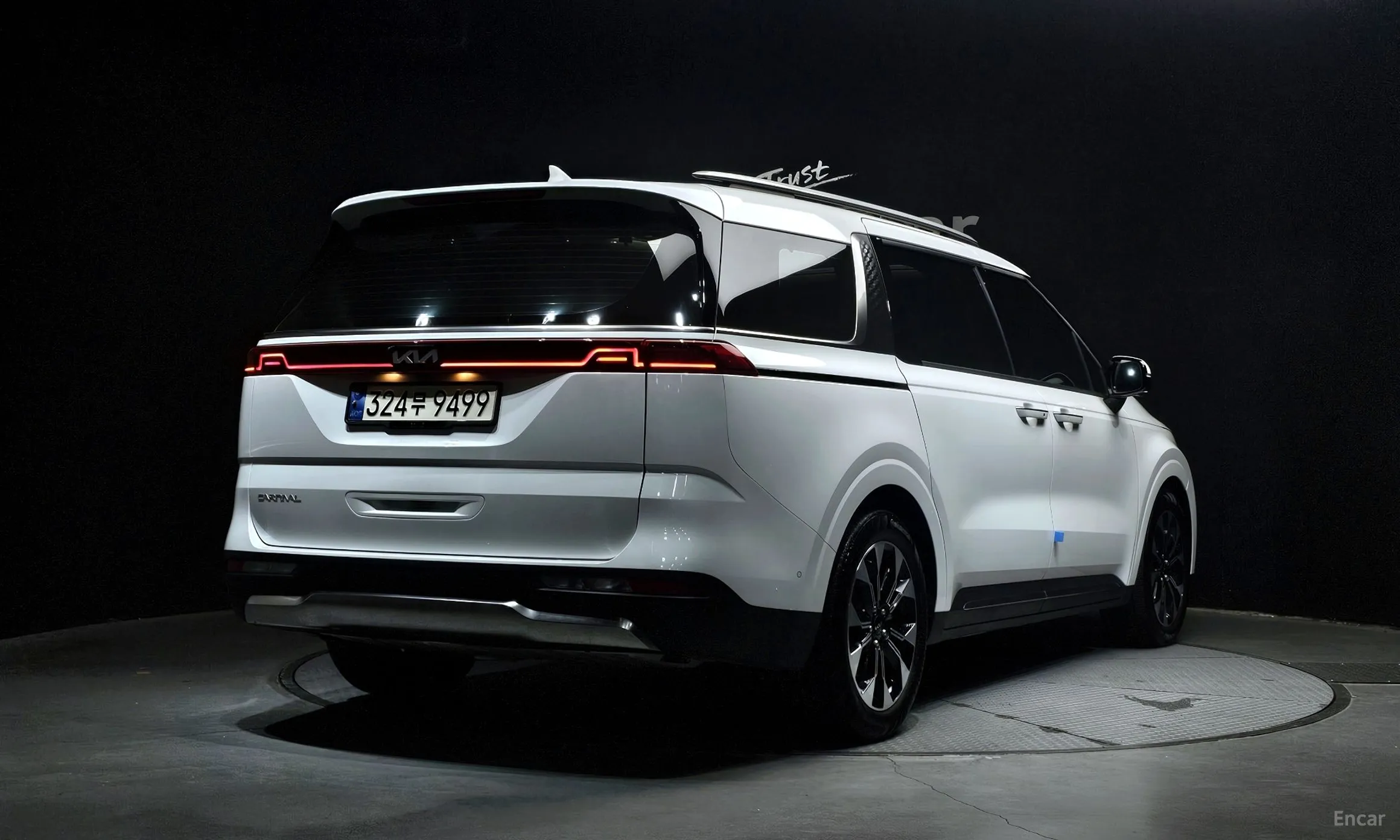 Kia Carnival Gen 4 превью 2