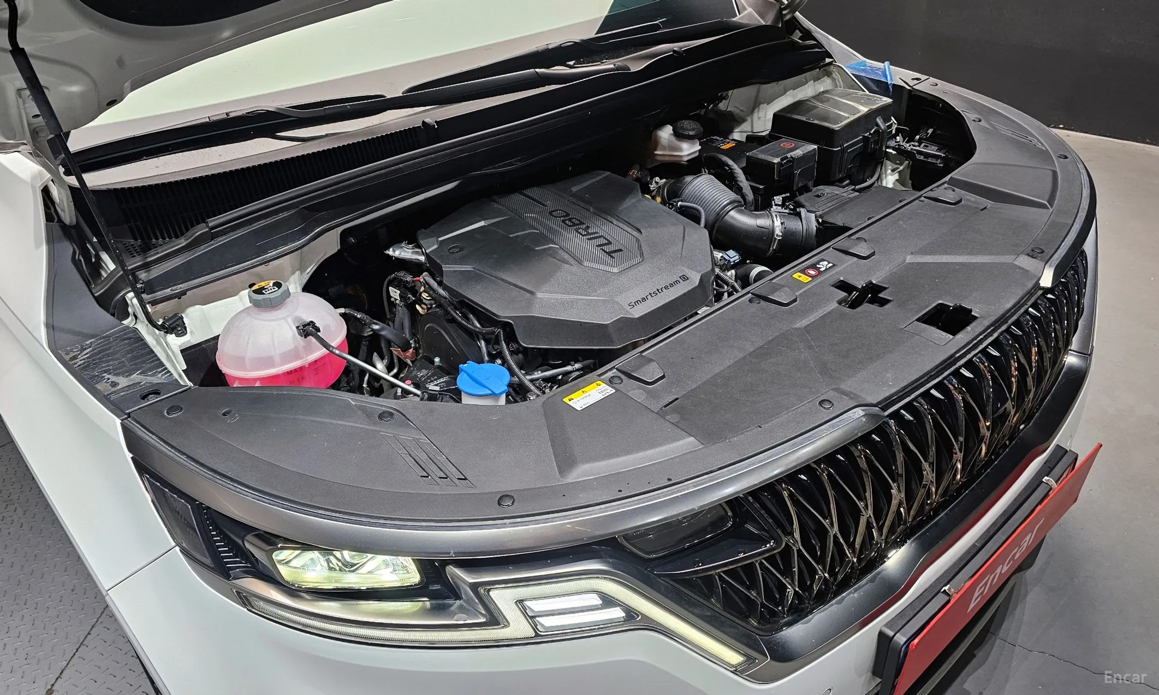 Kia Carnival Gen 4 превью 6