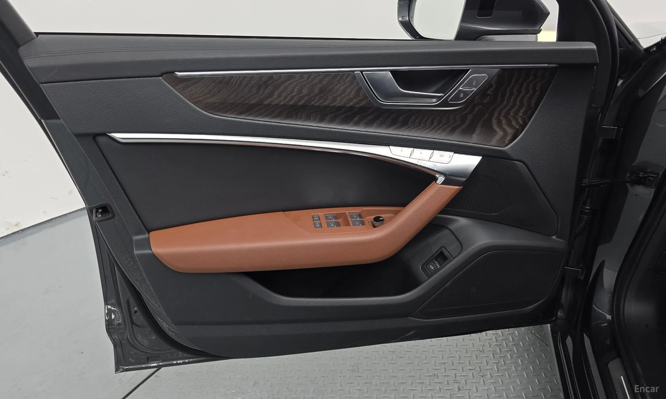 Audi A6 (C8) превью 18