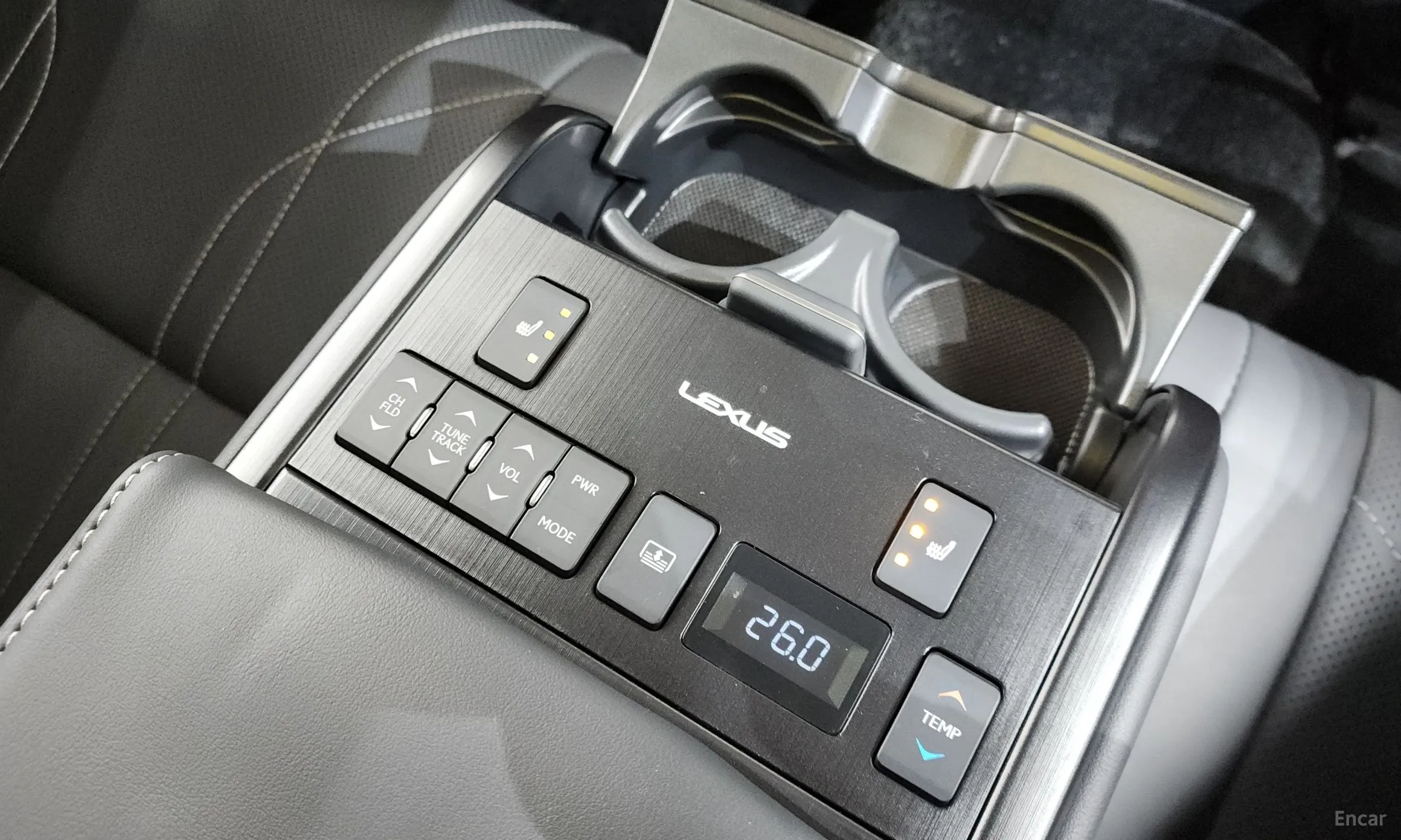 Lexus ES300h 7th Generation превью 19