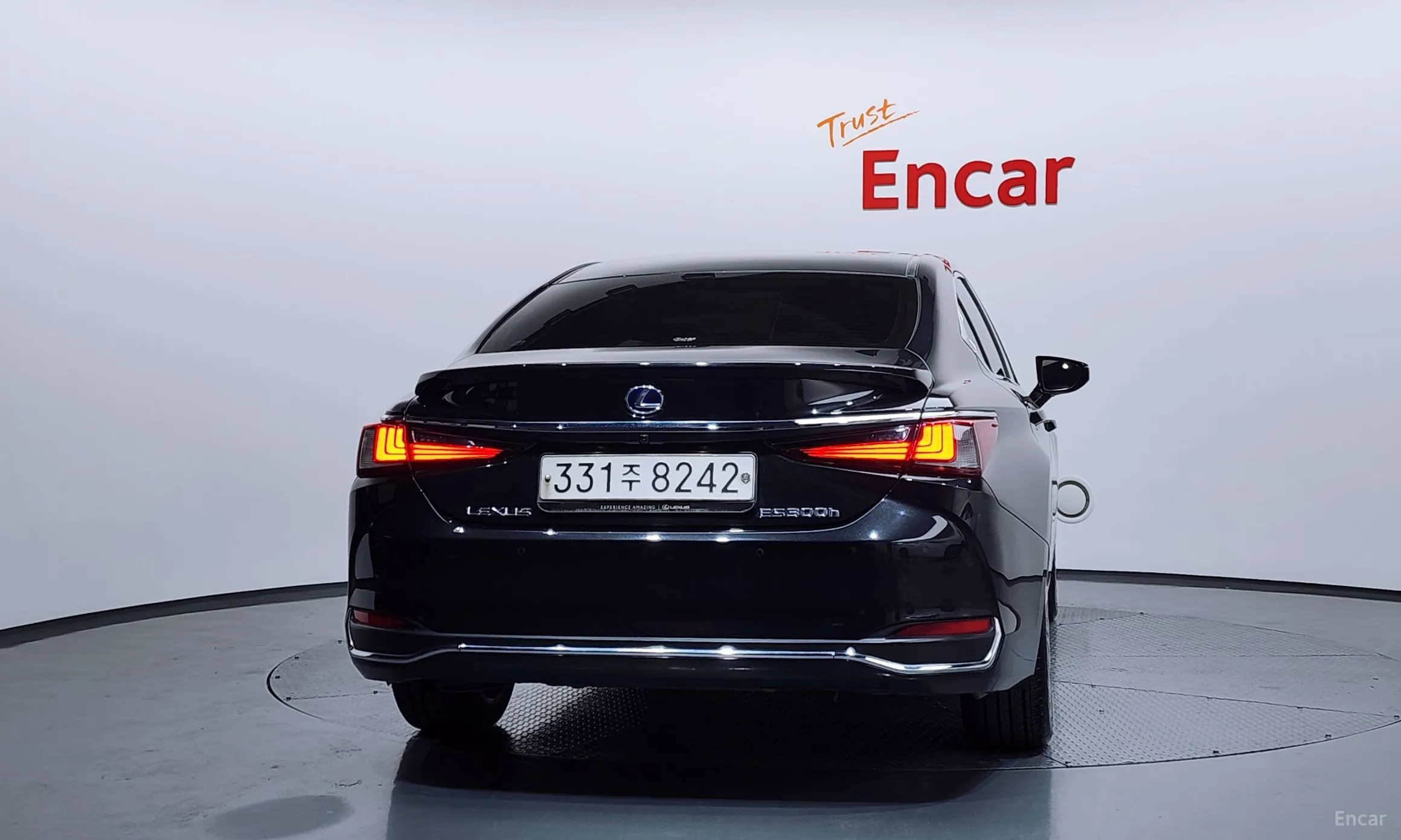 Lexus ES300h 7th Generation превью 4