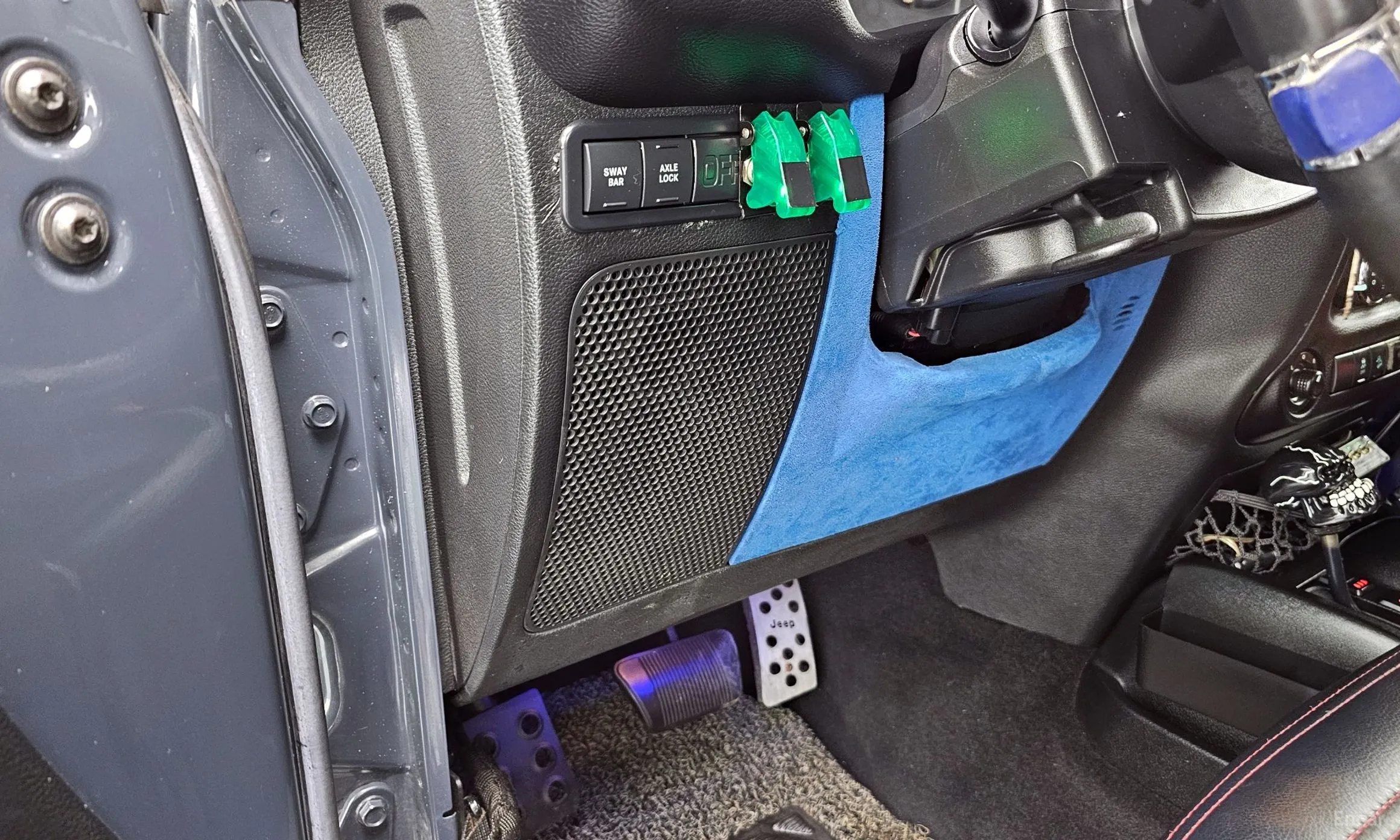 Jeep Wrangler (JK) превью 17