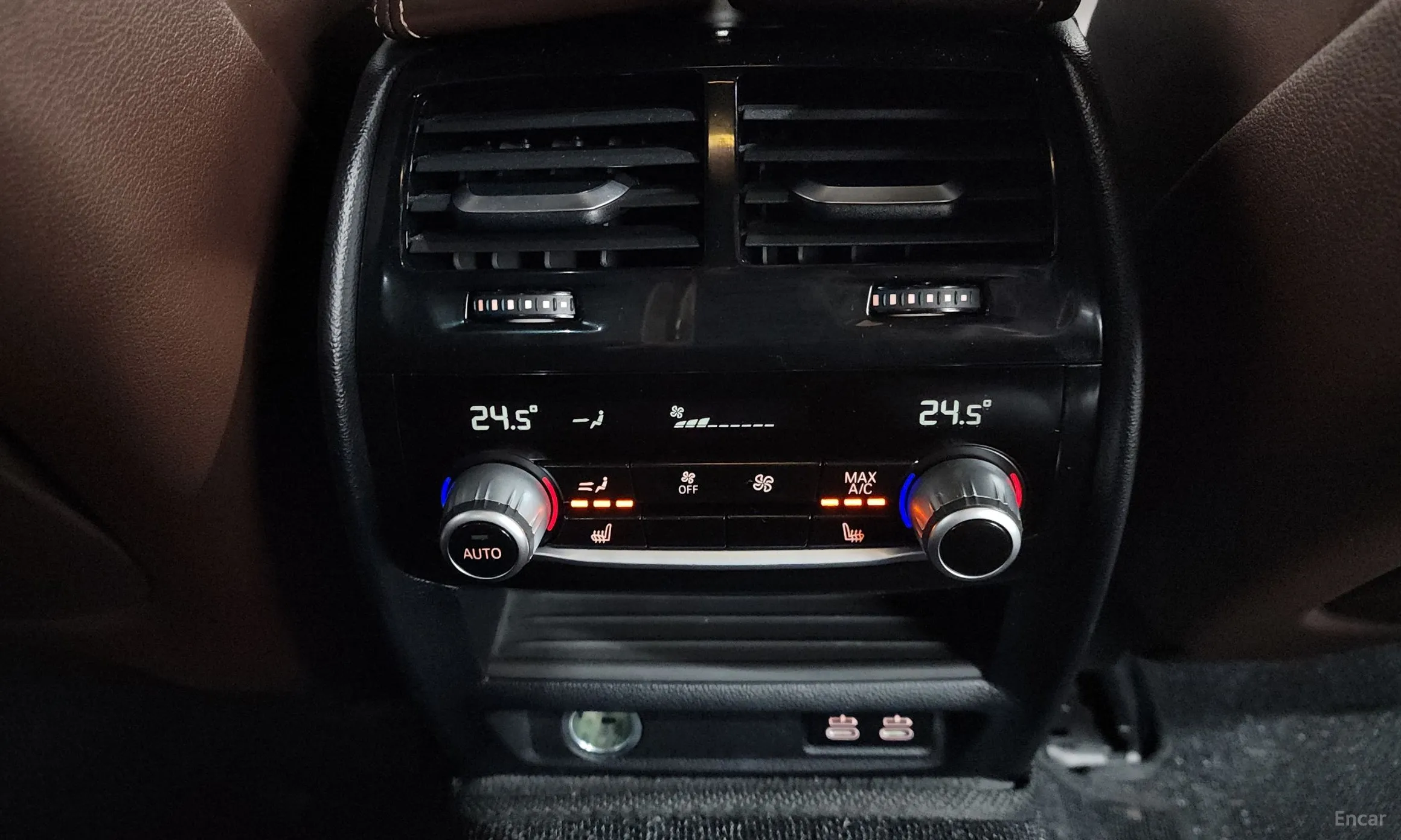 BMW 5 Series (G30) превью 19