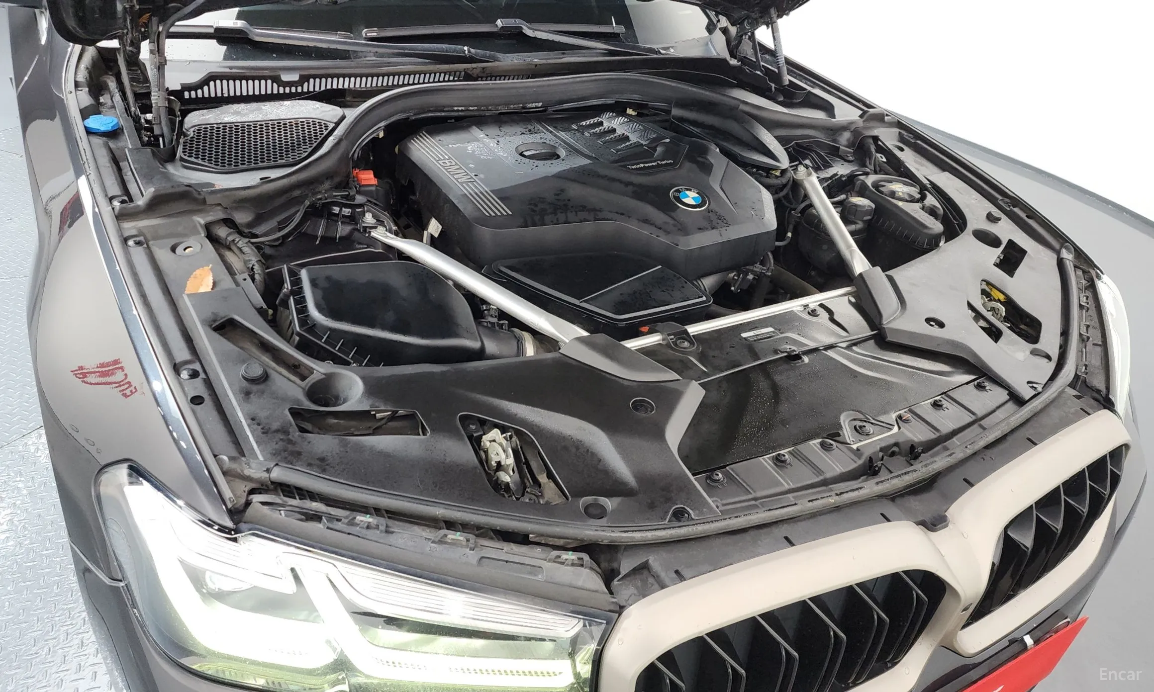 BMW 5 Series (G30) превью 6