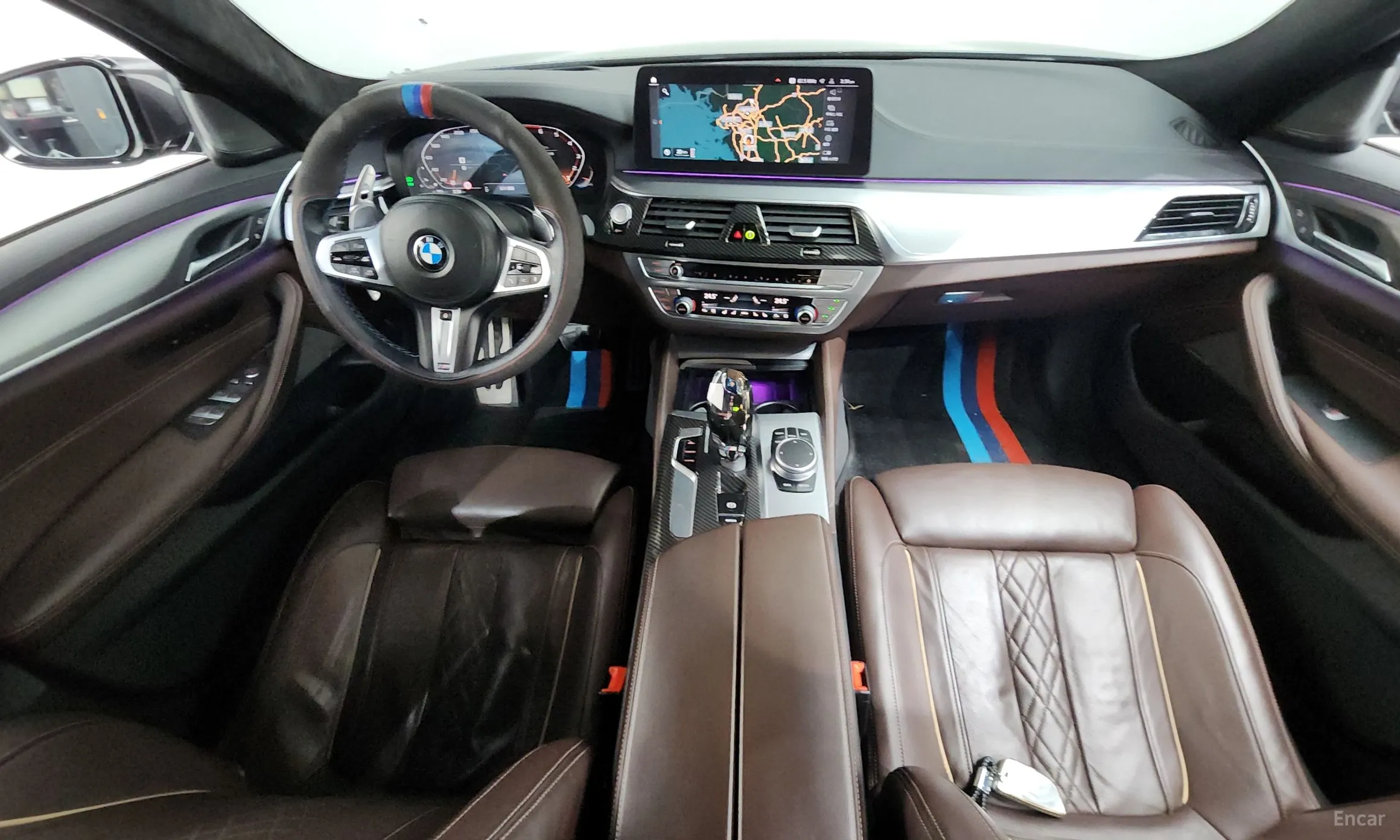 BMW 5 Series (G30) превью 7