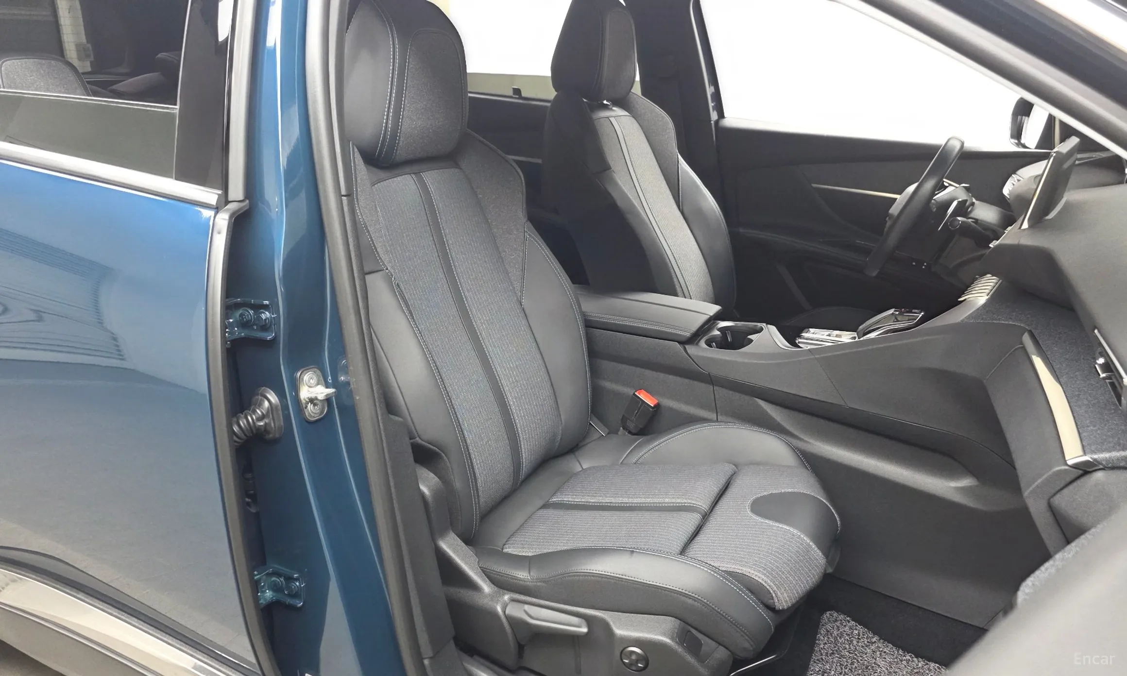 Peugeot 5008 2nd generation превью 10