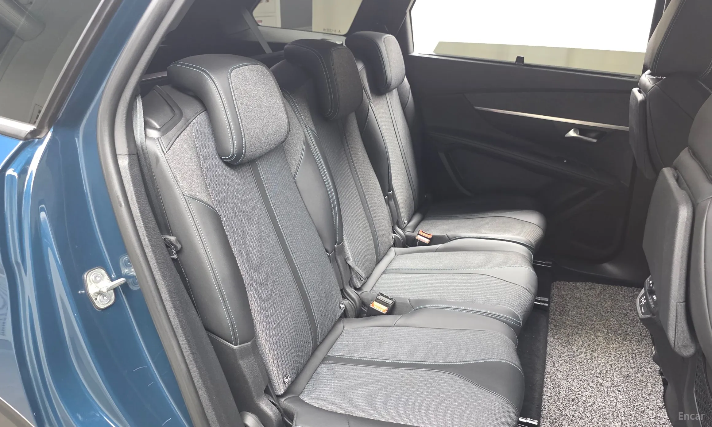 Peugeot 5008 2nd generation превью 12