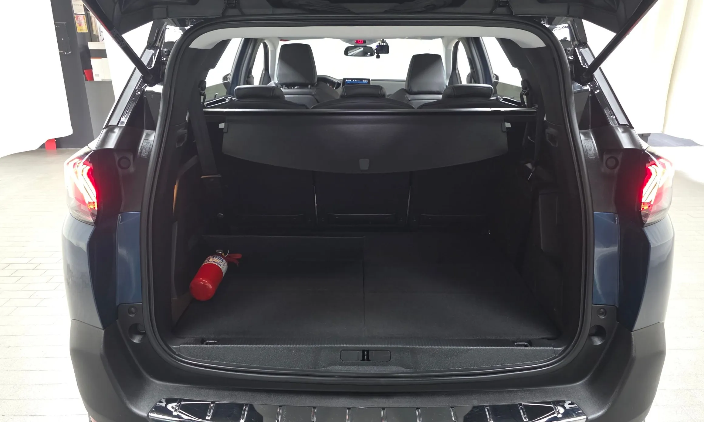 Peugeot 5008 2nd generation превью 20