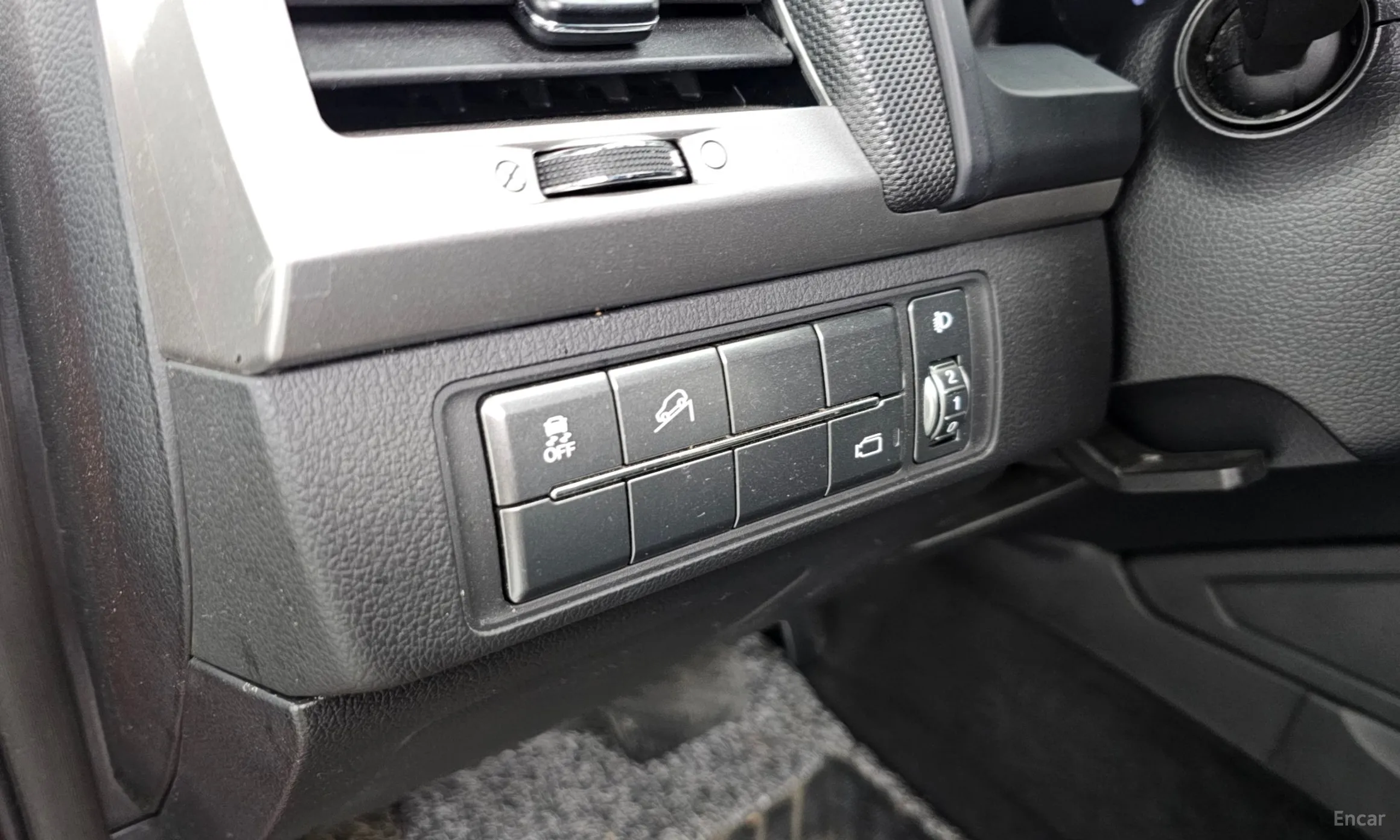 KG Mobility (SsangYong) Rexton Sports Khan превью 16