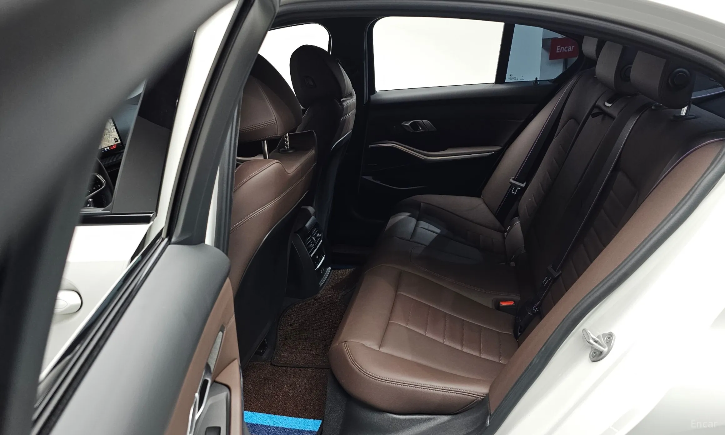 BMW 3 Series (G20) превью 12