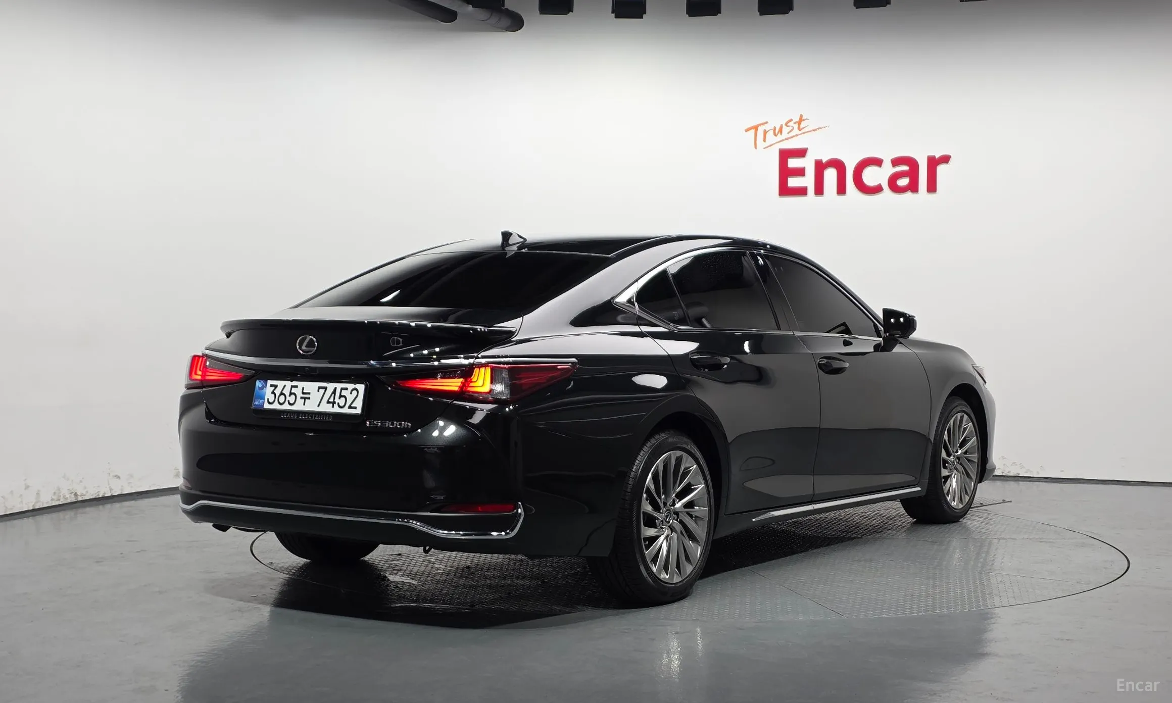 Lexus ES300h 7th Generation
