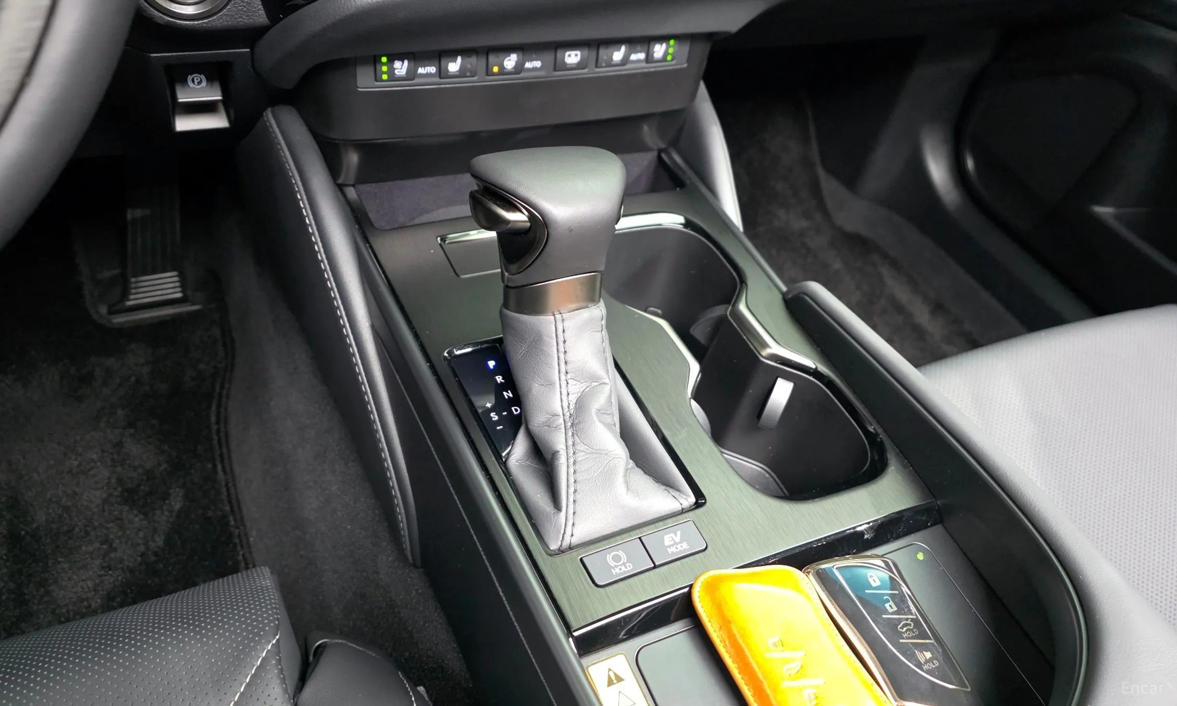 Lexus ES300h 7th Generation превью 9