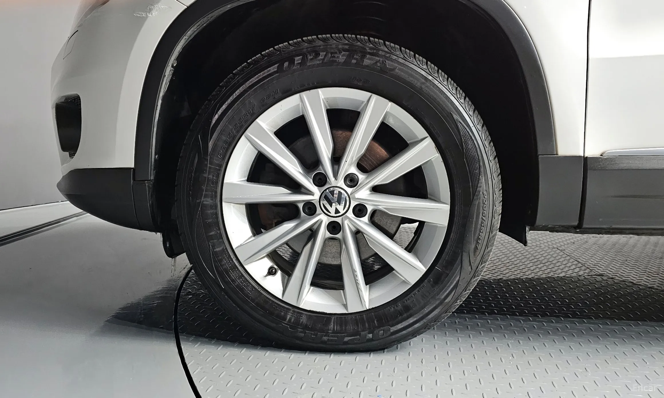 Volkswagen New Tiguan превью 5