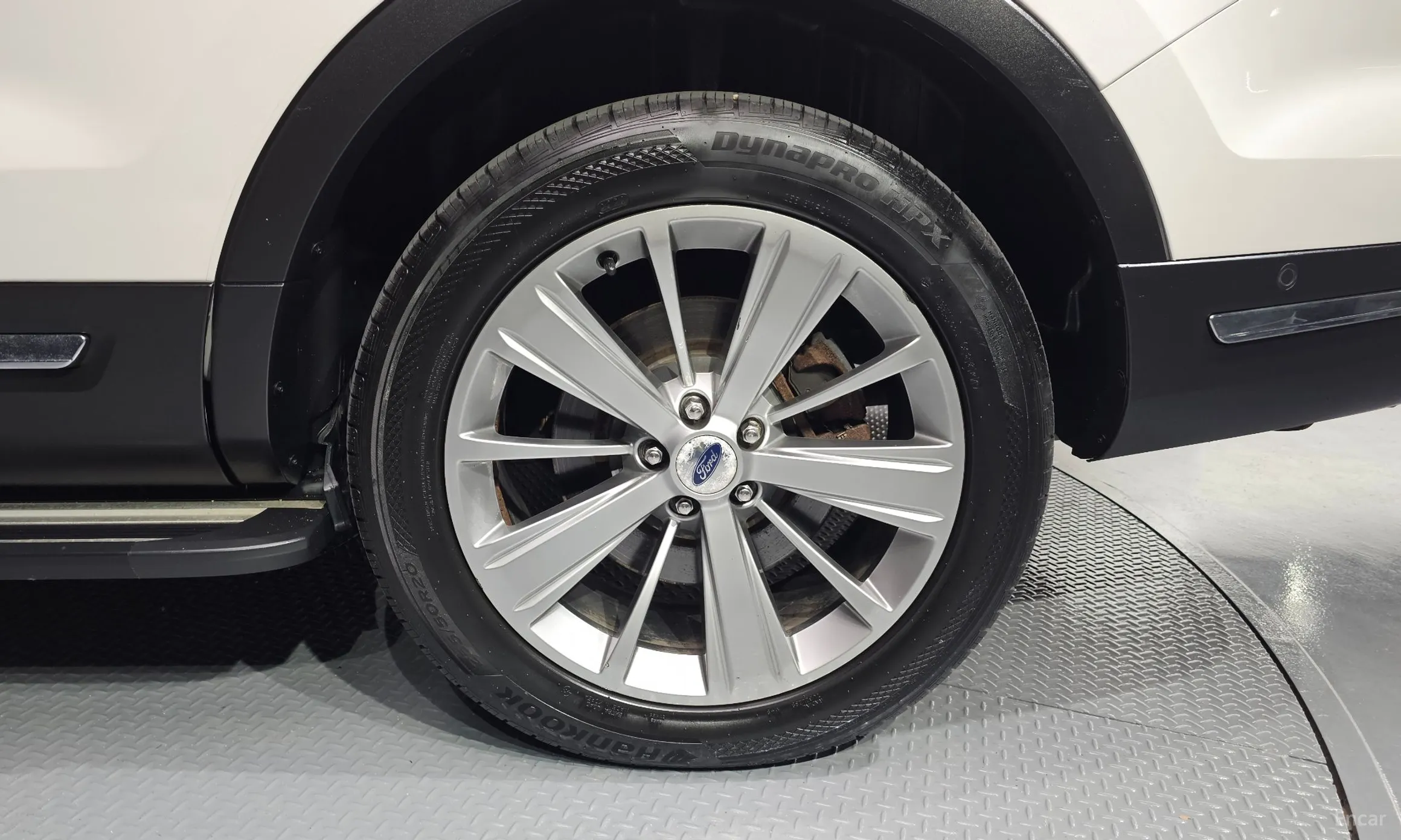 Ford Explorer превью 5