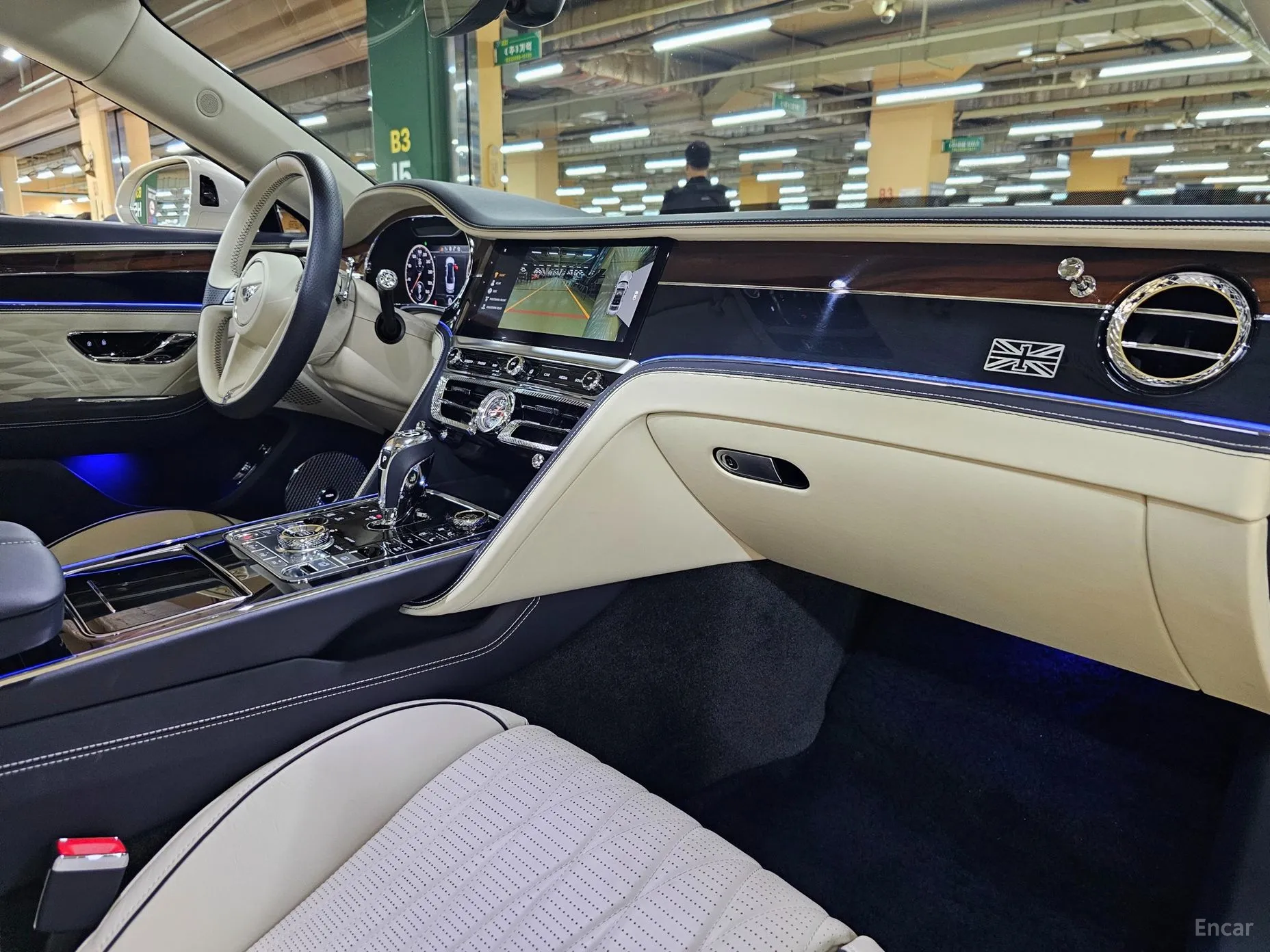 Bentley Flying Spur 3rd Generation превью 14