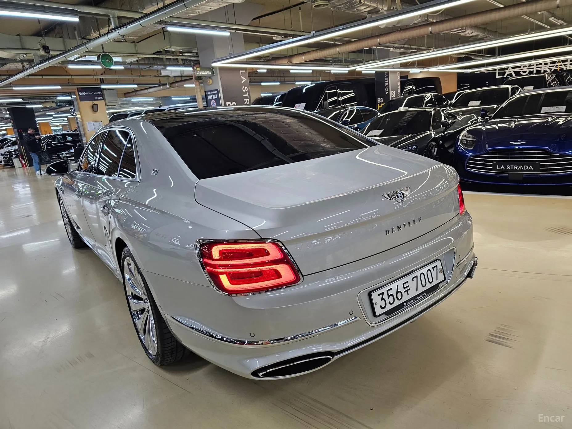 Bentley Flying Spur 3rd Generation превью 2